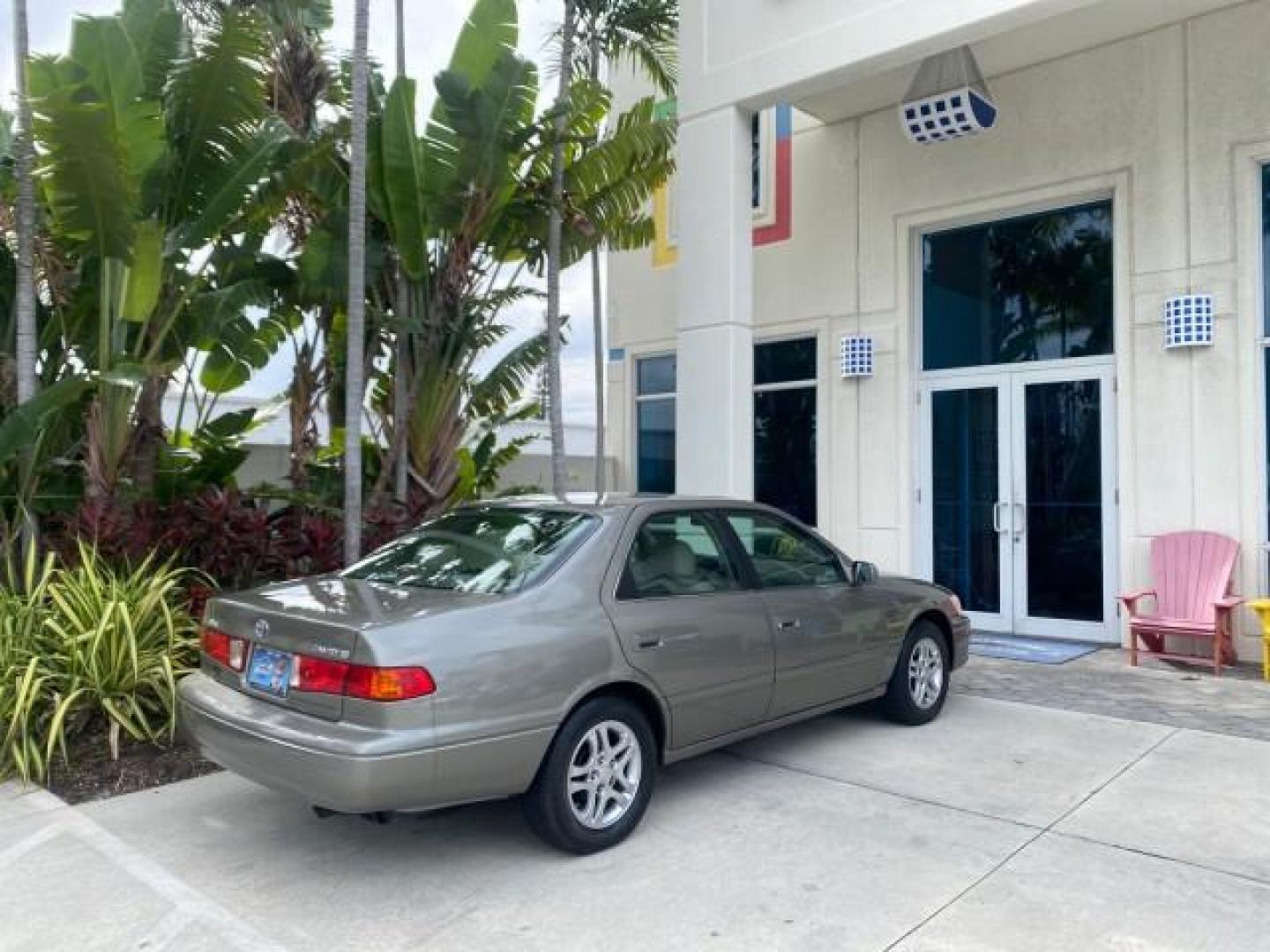 2000 Cashmere Beige Metallic /Oak Toyota Camry LE LOW MILES 63,706 SUNROOF (4T1BG22K1YU) with an 2.2L Twin-Cam EFI 16-Valve 4-Cyl Engine engine, Automatic transmission, located at 4701 North Dixie Hwy, Pompano Beach, FL, 33064, (954) 422-2889, 26.240938, -80.123474 - OUR WEBPAGE FLORIDACARS1.COM HAS OVER 100 PHOTOS AND FREE CARFAX LINK 2000 TOYOTA CAMRY LE LEATHER SUNROOF 4 CYNL LOADED ONE OF THE MOST DEPENDABLE CARS EVER BUILT VIN: 4T1BG22K1YU715920 4 T 1 B G 2 2 K 1 Y U 7 1 5 9 2 0 SEDAN 4 DR 2.2L I4 F 16V GASOLINE 30 MPG FRONT WHEEL DRIVE Features Air Conditi - Photo#91