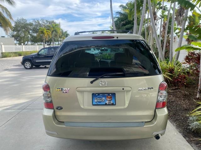 2004 Cosmic Sand Metallic /Beige/Black Mazda MPV LX LOW MILES 62,740 (JM3LW28J340) with an 3.0L DOHC MPFI 24-Valve V6 Engine engine, Automatic transmission, located at 4701 North Dixie Hwy, Pompano Beach, FL, 33064, (954) 422-2889, 26.240938, -80.123474 - OUR WEBPAGE FLORIDACARS1.COM HAS OVER 100 PHOTOS AND FREE CARFAX LINK 2004 MAZDA MPV LX VIN: JM3LW28J340519237 J M 3 L W 2 8 J 3 4 0 5 1 9 2 3 7 VAN 3.0L V6 F GASOLINE 25 MPG FRONT WHEEL DRIVE Features ABS Brakes Air Conditioning Alloy Wheels AM/FM Stereo Automatic Transmission CD Audio Cloth Seats - Photo#36