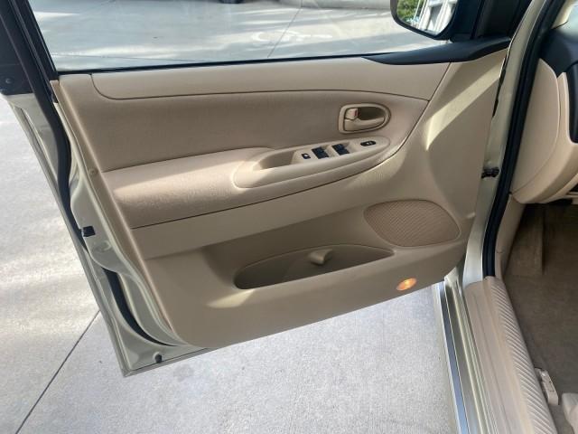 2004 Cosmic Sand Metallic /Beige/Black Mazda MPV LX LOW MILES 62,740 (JM3LW28J340) with an 3.0L DOHC MPFI 24-Valve V6 Engine engine, Automatic transmission, located at 4701 North Dixie Hwy, Pompano Beach, FL, 33064, (954) 422-2889, 26.240938, -80.123474 - OUR WEBPAGE FLORIDACARS1.COM HAS OVER 100 PHOTOS AND FREE CARFAX LINK 2004 MAZDA MPV LX VIN: JM3LW28J340519237 J M 3 L W 2 8 J 3 4 0 5 1 9 2 3 7 VAN 3.0L V6 F GASOLINE 25 MPG FRONT WHEEL DRIVE Features ABS Brakes Air Conditioning Alloy Wheels AM/FM Stereo Automatic Transmission CD Audio Cloth Seats - Photo#41