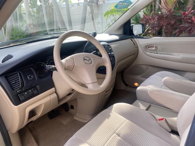 2004 Cosmic Sand Metallic /Beige/Black Mazda MPV LX LOW MILES 62,740 (JM3LW28J340) with an 3.0L DOHC MPFI 24-Valve V6 Engine engine, Automatic transmission, located at 4701 North Dixie Hwy, Pompano Beach, FL, 33064, (954) 422-2889, 26.240938, -80.123474 - OUR WEBPAGE FLORIDACARS1.COM HAS OVER 100 PHOTOS AND FREE CARFAX LINK 2004 MAZDA MPV LX VIN: JM3LW28J340519237 J M 3 L W 2 8 J 3 4 0 5 1 9 2 3 7 VAN 3.0L V6 F GASOLINE 25 MPG FRONT WHEEL DRIVE Features ABS Brakes Air Conditioning Alloy Wheels AM/FM Stereo Automatic Transmission CD Audio Cloth Seats - Photo#46