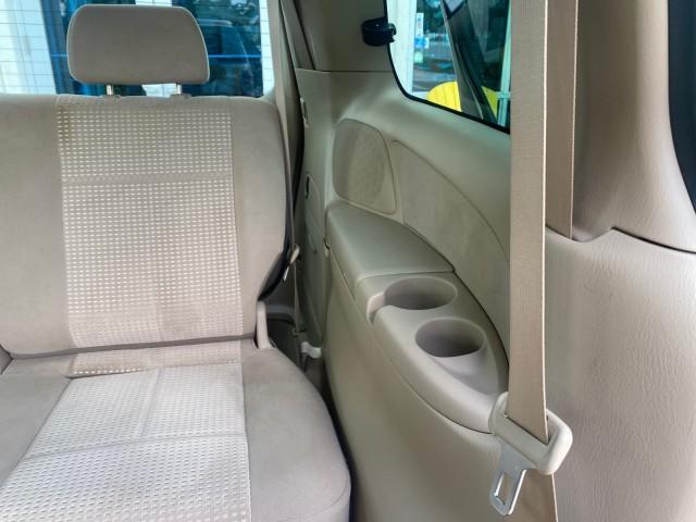 2004 Cosmic Sand Metallic /Beige/Black Mazda MPV LX LOW MILES 62,740 (JM3LW28J340) with an 3.0L DOHC MPFI 24-Valve V6 Engine engine, Automatic transmission, located at 4701 North Dixie Hwy, Pompano Beach, FL, 33064, (954) 422-2889, 26.240938, -80.123474 - OUR WEBPAGE FLORIDACARS1.COM HAS OVER 100 PHOTOS AND FREE CARFAX LINK 2004 MAZDA MPV LX VIN: JM3LW28J340519237 J M 3 L W 2 8 J 3 4 0 5 1 9 2 3 7 VAN 3.0L V6 F GASOLINE 25 MPG FRONT WHEEL DRIVE Features ABS Brakes Air Conditioning Alloy Wheels AM/FM Stereo Automatic Transmission CD Audio Cloth Seats - Photo#80