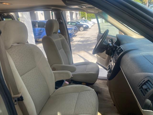 2007 Desert Brown Metallic /Cashmere Chevrolet Uplander LS LOW MILES 46,982 (1GNDV23137D) with an 3.9L V6 SFI Engine engine, Automatic transmission, located at 4701 North Dixie Hwy, Pompano Beach, FL, 33064, (954) 422-2889, 26.240938, -80.123474 - OUR WEBPAGE FLORIDACARS1.COM HAS OVER 100 PHOTOS AND FREE CARFAX LINK 2007 CHEVROLET UPLANDER LS 7 PASSENGER VIN: 1GNDV23137D200271 1 G N D V 2 3 1 3 7 D 2 0 0 2 7 1 VAN 3.9L V6 F GASOLINE 25 MPG FRONT WHEEL DRIVE Features ABS Brakes Air Conditioning Alloy Wheels AM/FM Stereo Automatic Transmission - Photo#12