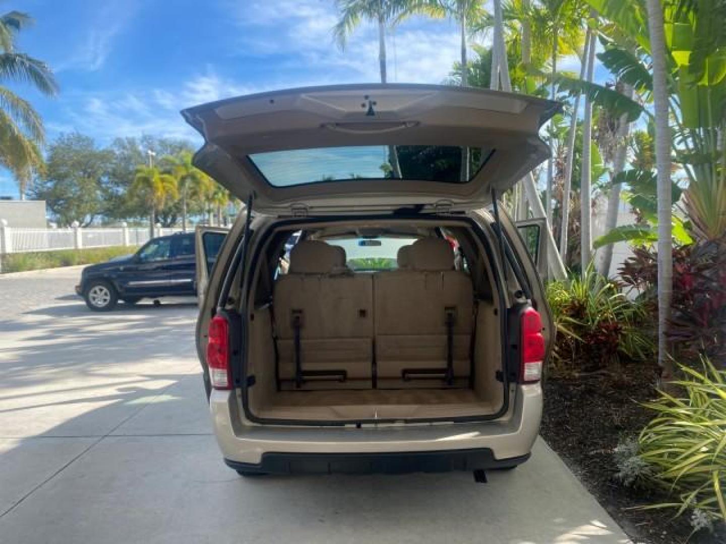 2007 Gold Mist Metallic /Cashmere Chevrolet Uplander LS LOW MILES 46,982 VAN (1GNDV23137D) with an 3.9L V6 SFI Engine engine, Automatic transmission, located at 4701 North Dixie Hwy, Pompano Beach, FL, 33064, (954) 422-2889, 26.240938, -80.123474 - OUR WEBPAGE FLORIDACARS1.COM HAS OVER 100 PHOTOS AND FREE CARFAX LINK 2007 CHEVROLET UPLANDER LS 7 PASSENGER VIN: 1GNDV23137D200271 1 G N D V 2 3 1 3 7 D 2 0 0 2 7 1 VAN 3.9L V6 F GASOLINE 25 MPG FRONT WHEEL DRIVE Features ABS Brakes Air Conditioning Alloy Wheels AM/FM Stereo Automatic Transmission- Photo#15