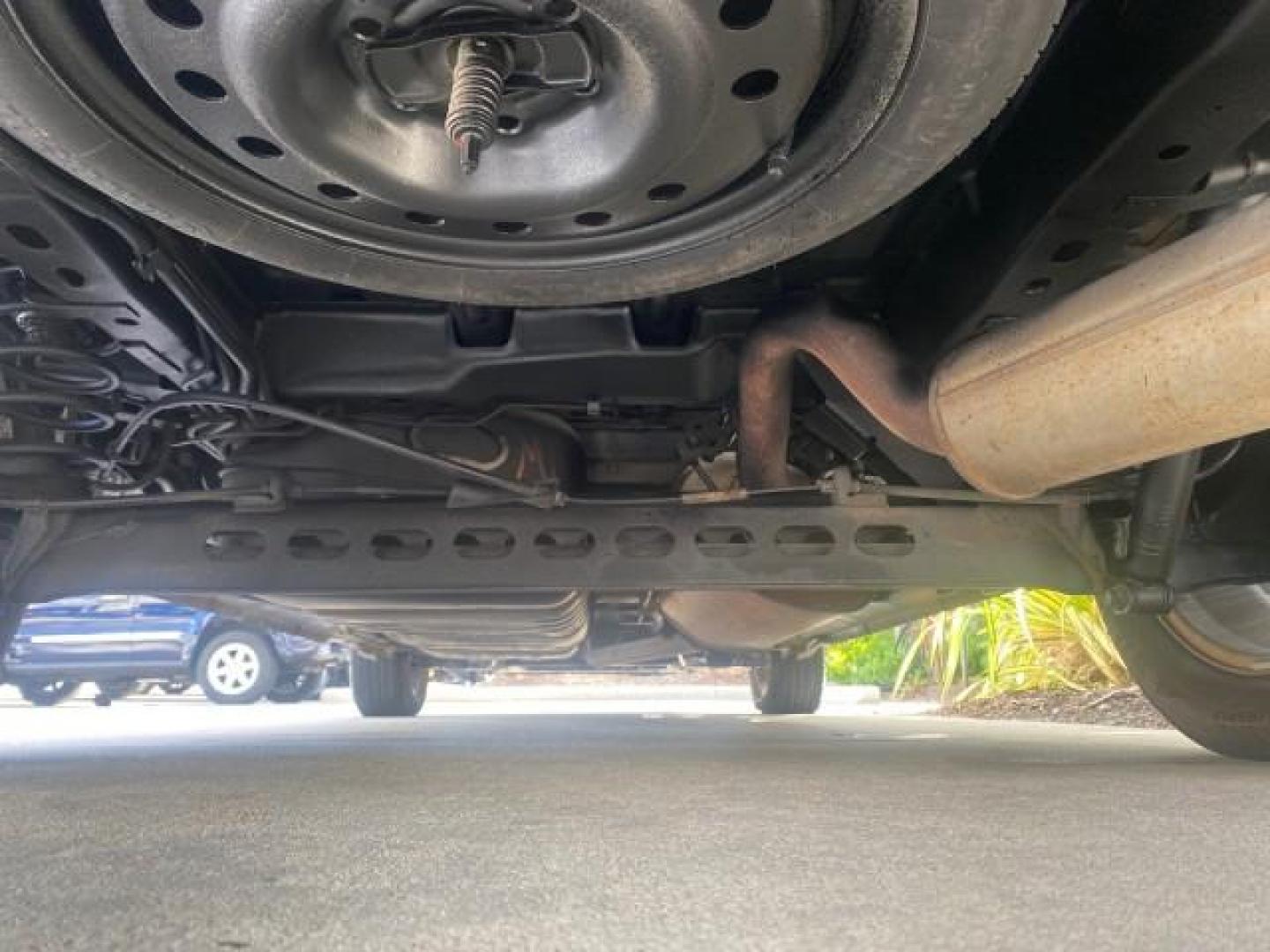 2007 Gold Mist Metallic /Cashmere Chevrolet Uplander LS LOW MILES 46,982 VAN (1GNDV23137D) with an 3.9L V6 SFI Engine engine, Automatic transmission, located at 4701 North Dixie Hwy, Pompano Beach, FL, 33064, (954) 422-2889, 26.240938, -80.123474 - OUR WEBPAGE FLORIDACARS1.COM HAS OVER 100 PHOTOS AND FREE CARFAX LINK 2007 CHEVROLET UPLANDER LS 7 PASSENGER VIN: 1GNDV23137D200271 1 G N D V 2 3 1 3 7 D 2 0 0 2 7 1 VAN 3.9L V6 F GASOLINE 25 MPG FRONT WHEEL DRIVE Features ABS Brakes Air Conditioning Alloy Wheels AM/FM Stereo Automatic Transmission- Photo#22