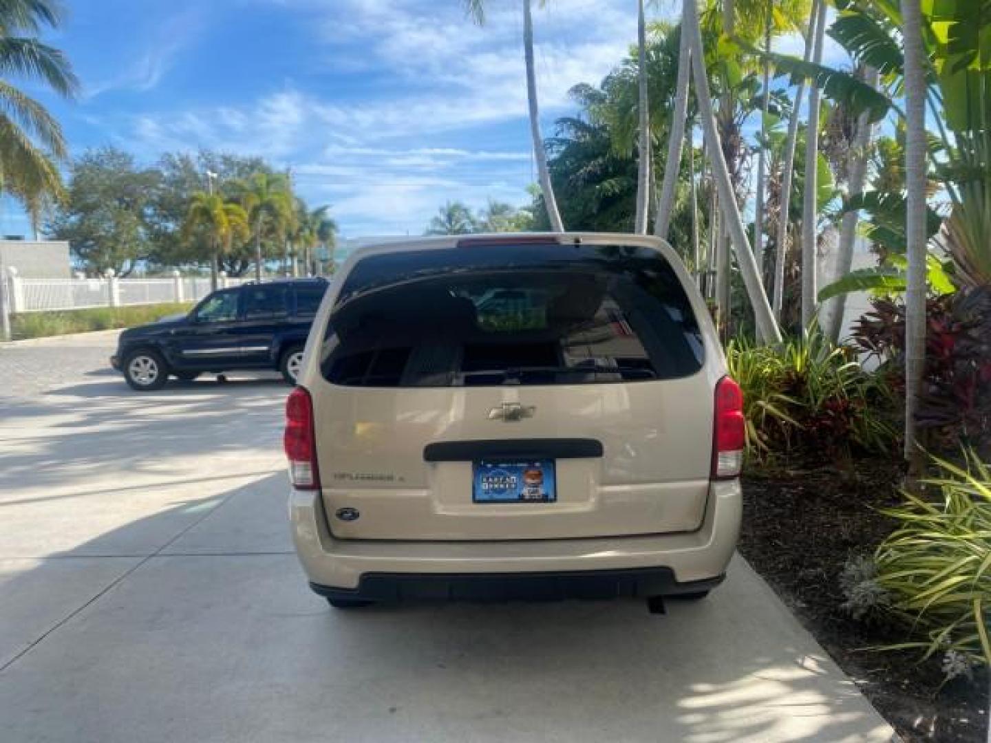 2007 Gold Mist Metallic /Cashmere Chevrolet Uplander LS LOW MILES 46,982 VAN (1GNDV23137D) with an 3.9L V6 SFI Engine engine, Automatic transmission, located at 4701 North Dixie Hwy, Pompano Beach, FL, 33064, (954) 422-2889, 26.240938, -80.123474 - OUR WEBPAGE FLORIDACARS1.COM HAS OVER 100 PHOTOS AND FREE CARFAX LINK 2007 CHEVROLET UPLANDER LS 7 PASSENGER VIN: 1GNDV23137D200271 1 G N D V 2 3 1 3 7 D 2 0 0 2 7 1 VAN 3.9L V6 F GASOLINE 25 MPG FRONT WHEEL DRIVE Features ABS Brakes Air Conditioning Alloy Wheels AM/FM Stereo Automatic Transmission- Photo#35
