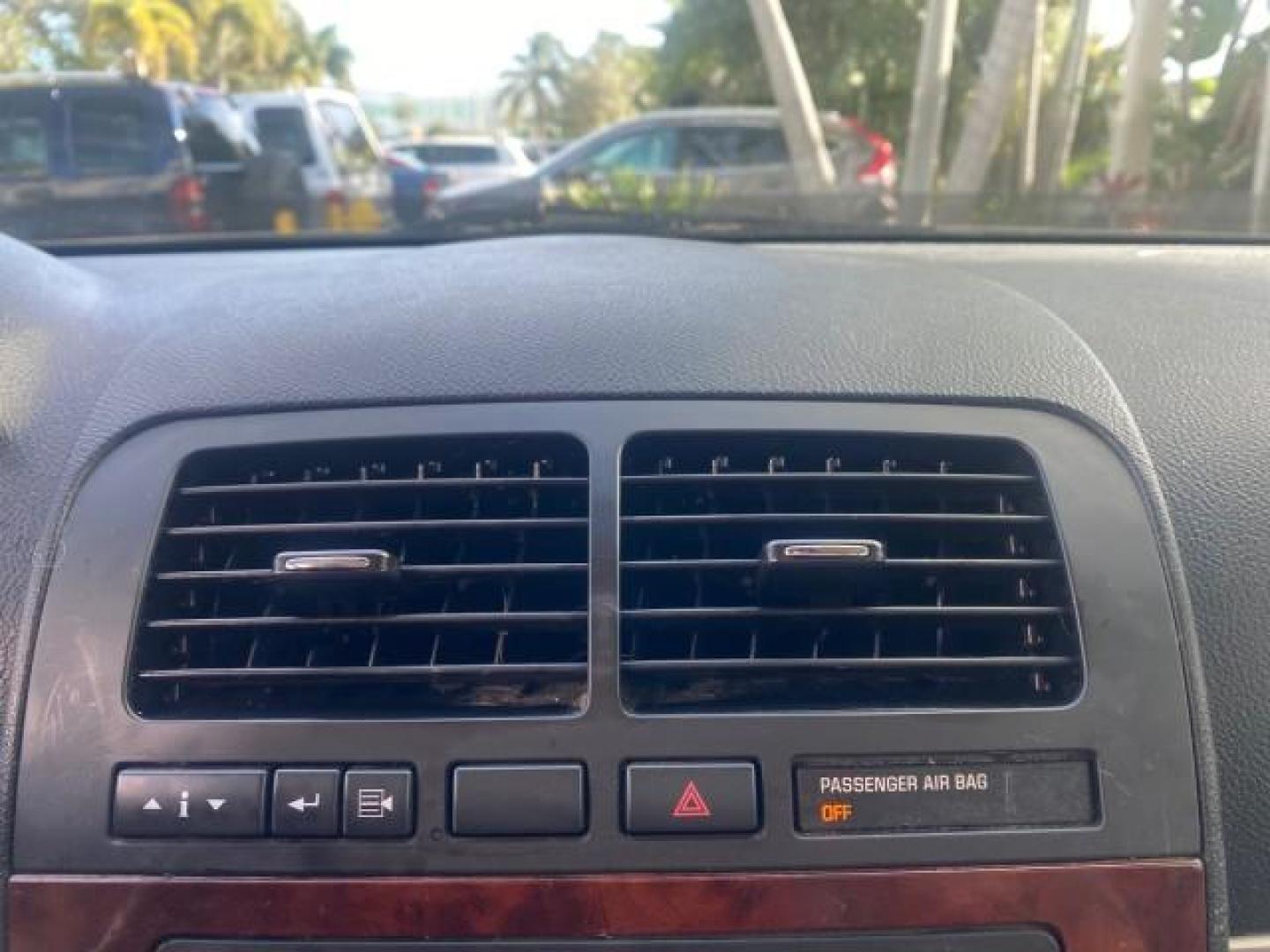 2007 Gold Mist Metallic /Cashmere Chevrolet Uplander LS LOW MILES 46,982 VAN (1GNDV23137D) with an 3.9L V6 SFI Engine engine, Automatic transmission, located at 4701 North Dixie Hwy, Pompano Beach, FL, 33064, (954) 422-2889, 26.240938, -80.123474 - OUR WEBPAGE FLORIDACARS1.COM HAS OVER 100 PHOTOS AND FREE CARFAX LINK 2007 CHEVROLET UPLANDER LS 7 PASSENGER VIN: 1GNDV23137D200271 1 G N D V 2 3 1 3 7 D 2 0 0 2 7 1 VAN 3.9L V6 F GASOLINE 25 MPG FRONT WHEEL DRIVE Features ABS Brakes Air Conditioning Alloy Wheels AM/FM Stereo Automatic Transmission- Photo#50