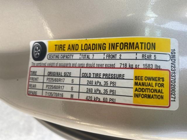 2007 Desert Brown Metallic /Cashmere Chevrolet Uplander LS LOW MILES 46,982 (1GNDV23137D) with an 3.9L V6 SFI Engine engine, Automatic transmission, located at 4701 North Dixie Hwy, Pompano Beach, FL, 33064, (954) 422-2889, 26.240938, -80.123474 - OUR WEBPAGE FLORIDACARS1.COM HAS OVER 100 PHOTOS AND FREE CARFAX LINK 2007 CHEVROLET UPLANDER LS 7 PASSENGER VIN: 1GNDV23137D200271 1 G N D V 2 3 1 3 7 D 2 0 0 2 7 1 VAN 3.9L V6 F GASOLINE 25 MPG FRONT WHEEL DRIVE Features ABS Brakes Air Conditioning Alloy Wheels AM/FM Stereo Automatic Transmission - Photo#59