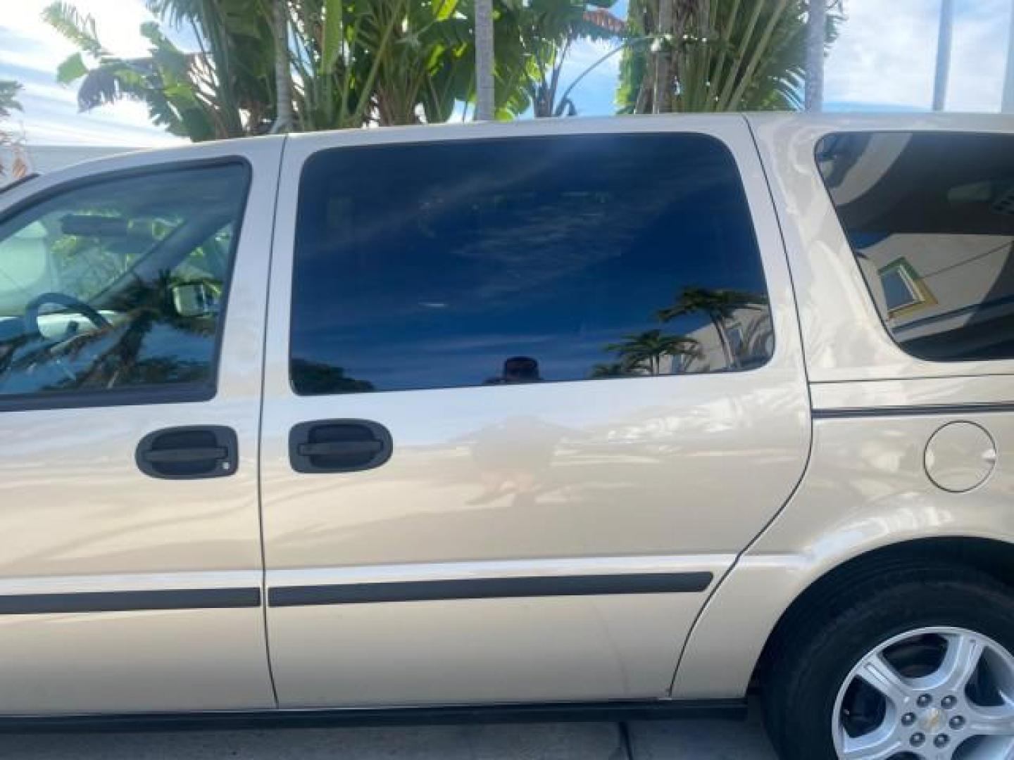 2007 Gold Mist Metallic /Cashmere Chevrolet Uplander LS LOW MILES 46,982 VAN (1GNDV23137D) with an 3.9L V6 SFI Engine engine, Automatic transmission, located at 4701 North Dixie Hwy, Pompano Beach, FL, 33064, (954) 422-2889, 26.240938, -80.123474 - OUR WEBPAGE FLORIDACARS1.COM HAS OVER 100 PHOTOS AND FREE CARFAX LINK 2007 CHEVROLET UPLANDER LS 7 PASSENGER VIN: 1GNDV23137D200271 1 G N D V 2 3 1 3 7 D 2 0 0 2 7 1 VAN 3.9L V6 F GASOLINE 25 MPG FRONT WHEEL DRIVE Features ABS Brakes Air Conditioning Alloy Wheels AM/FM Stereo Automatic Transmission- Photo#61