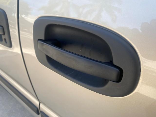 2007 Desert Brown Metallic /Cashmere Chevrolet Uplander LS LOW MILES 46,982 (1GNDV23137D) with an 3.9L V6 SFI Engine engine, Automatic transmission, located at 4701 North Dixie Hwy, Pompano Beach, FL, 33064, (954) 422-2889, 26.240938, -80.123474 - OUR WEBPAGE FLORIDACARS1.COM HAS OVER 100 PHOTOS AND FREE CARFAX LINK 2007 CHEVROLET UPLANDER LS 7 PASSENGER VIN: 1GNDV23137D200271 1 G N D V 2 3 1 3 7 D 2 0 0 2 7 1 VAN 3.9L V6 F GASOLINE 25 MPG FRONT WHEEL DRIVE Features ABS Brakes Air Conditioning Alloy Wheels AM/FM Stereo Automatic Transmission - Photo#62