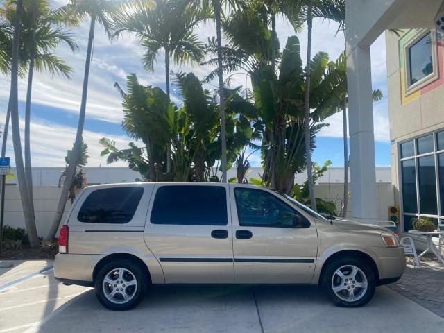 2007 Desert Brown Metallic /Cashmere Chevrolet Uplander LS LOW MILES 46,982 (1GNDV23137D) with an 3.9L V6 SFI Engine engine, Automatic transmission, located at 4701 North Dixie Hwy, Pompano Beach, FL, 33064, (954) 422-2889, 26.240938, -80.123474 - OUR WEBPAGE FLORIDACARS1.COM HAS OVER 100 PHOTOS AND FREE CARFAX LINK 2007 CHEVROLET UPLANDER LS 7 PASSENGER VIN: 1GNDV23137D200271 1 G N D V 2 3 1 3 7 D 2 0 0 2 7 1 VAN 3.9L V6 F GASOLINE 25 MPG FRONT WHEEL DRIVE Features ABS Brakes Air Conditioning Alloy Wheels AM/FM Stereo Automatic Transmission - Photo#96