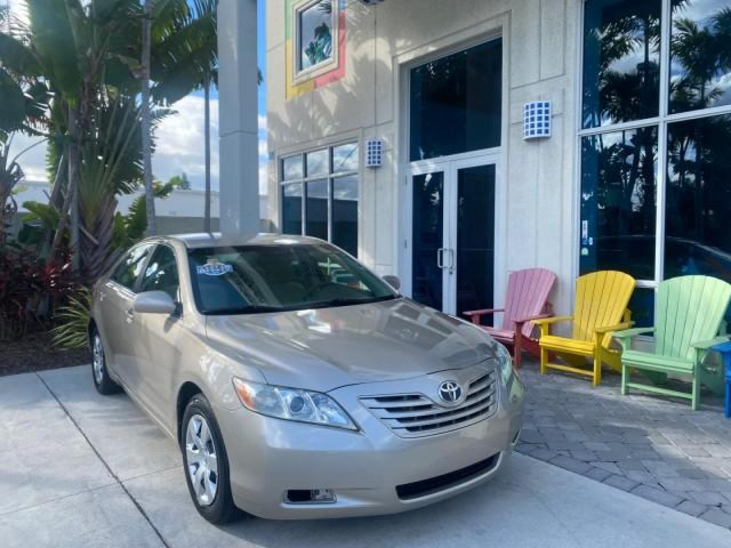 2007 Desert Sand Mica /Bisque Toyota Camry LE LOW MILES 44,042 1 OWNER (4T1BE46K77U) with an 2.4L DOHC MPFI VVT-i 16-Valve 4-Cyl Engine engine, Automatic transmission, located at 4701 North Dixie Hwy, Pompano Beach, FL, 33064, (954) 422-2889, 26.240938, -80.123474 - OUR WEBPAGE FLORIDACARS1.COM HAS OVER 100 PHOTOS AND FREE CARFAX LINK 2007 TOYOTA CAMRY LE VIN: 4T1BE46K77U636309 4 T 1 B E 4 6 K 7 7 U 6 3 6 3 0 9 SEDAN 4 DR 2.4L I4 F DOHC 16V GASOLINE 31 MPG FRONT WHEEL DRIVE Features ABS Brakes Air Conditioning AM/FM Stereo Automatic Transmission Auxiliary Audio - Photo#1