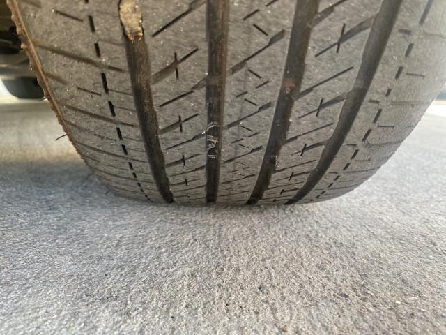 2007 Desert Sand Mica /Bisque Toyota Camry LE LOW MILES 44,042 1 OWNER (4T1BE46K77U) with an 2.4L DOHC MPFI VVT-i 16-Valve 4-Cyl Engine engine, Automatic transmission, located at 4701 North Dixie Hwy, Pompano Beach, FL, 33064, (954) 422-2889, 26.240938, -80.123474 - OUR WEBPAGE FLORIDACARS1.COM HAS OVER 100 PHOTOS AND FREE CARFAX LINK 2007 TOYOTA CAMRY LE VIN: 4T1BE46K77U636309 4 T 1 B E 4 6 K 7 7 U 6 3 6 3 0 9 SEDAN 4 DR 2.4L I4 F DOHC 16V GASOLINE 31 MPG FRONT WHEEL DRIVE Features ABS Brakes Air Conditioning AM/FM Stereo Automatic Transmission Auxiliary Audio - Photo#20