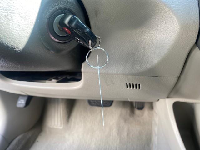 2007 Desert Sand Mica /Bisque Toyota Camry LE LOW MILES 44,042 1 OWNER (4T1BE46K77U) with an 2.4L DOHC MPFI VVT-i 16-Valve 4-Cyl Engine engine, Automatic transmission, located at 4701 North Dixie Hwy, Pompano Beach, FL, 33064, (954) 422-2889, 26.240938, -80.123474 - OUR WEBPAGE FLORIDACARS1.COM HAS OVER 100 PHOTOS AND FREE CARFAX LINK 2007 TOYOTA CAMRY LE VIN: 4T1BE46K77U636309 4 T 1 B E 4 6 K 7 7 U 6 3 6 3 0 9 SEDAN 4 DR 2.4L I4 F DOHC 16V GASOLINE 31 MPG FRONT WHEEL DRIVE Features ABS Brakes Air Conditioning AM/FM Stereo Automatic Transmission Auxiliary Audio - Photo#55