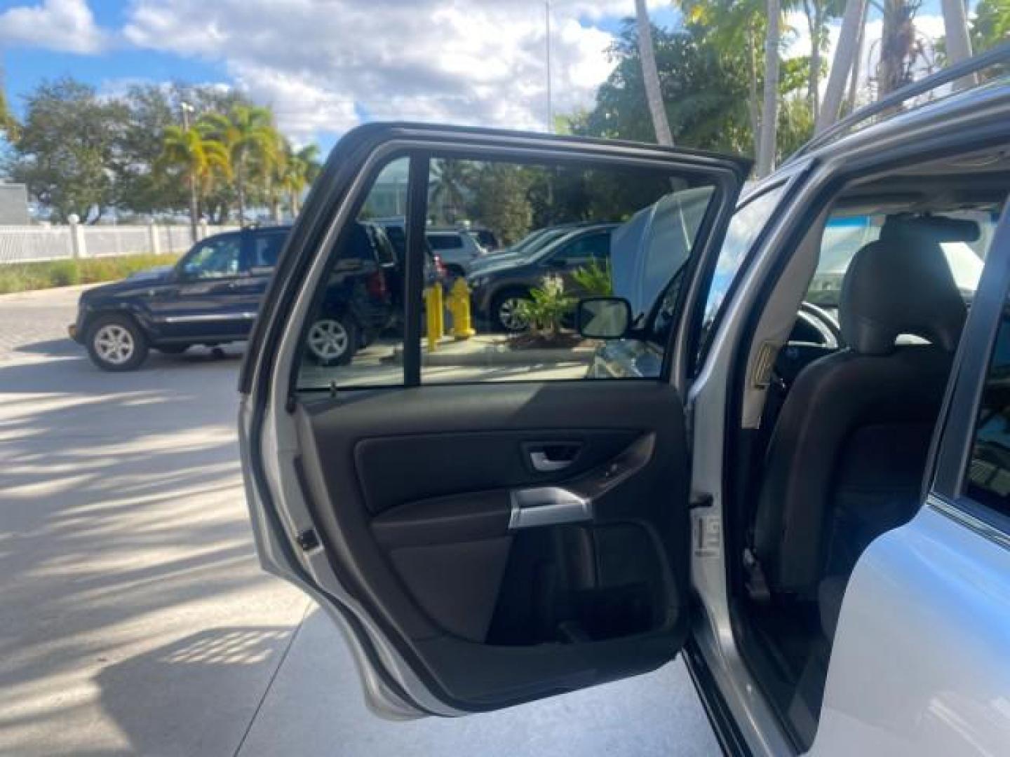 2006 Silver Metallic /Graphite Volvo XC90 SUV Turbo LOW MILES 55,260 1 OWNER FL (YV4CY592561) with an 2.5L Turbocharged I5 Engine engine, Automatic transmission, located at 4701 North Dixie Hwy, Pompano Beach, FL, 33064, (954) 422-2889, 26.240938, -80.123474 - OUR WEBPAGE FLORIDACARS1.COM HAS OVER 100 PHOTOS AND FREE CARFAX LINK 2006 VOLVO XC90 2.5T 1 OWNER FL SUNROOF LEATHER FULLY LOADED VIN: YV4CY592561248414 Y V 4 C Y 5 9 2 5 6 1 2 4 8 4 1 4 4 DOOR WAGON/SPORT UTILITY 2.5L I5 F GASOLINE 23 MPG FRONT WHEEL DRIVE Features ABS Brakes Air Conditioning Allo- Photo#13