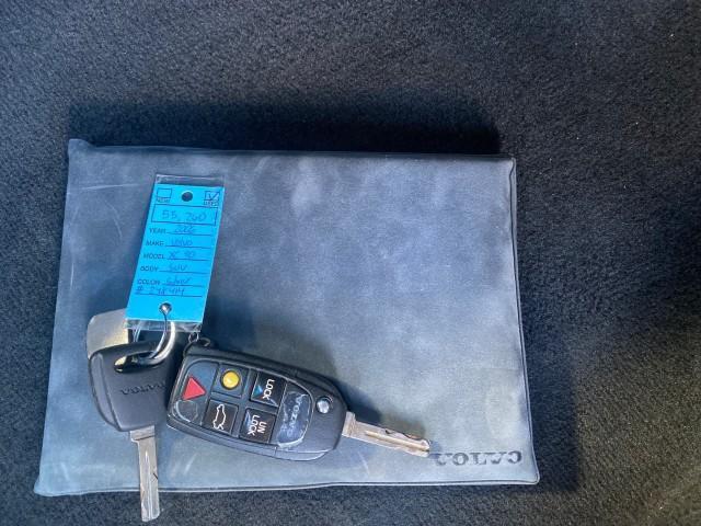 2006 Silver Metallic /Graphite Volvo XC90 SUV Turbo LOW MILES 55,260 1 OWNER FL (YV4CY592561) with an 2.5L Turbocharged I5 Engine engine, Automatic transmission, located at 4701 North Dixie Hwy, Pompano Beach, FL, 33064, (954) 422-2889, 26.240938, -80.123474 - OUR WEBPAGE FLORIDACARS1.COM HAS OVER 100 PHOTOS AND FREE CARFAX LINK 2006 VOLVO XC90 2.5T 1 OWNER FL SUNROOF LEATHER FULLY LOADED VIN: YV4CY592561248414 Y V 4 C Y 5 9 2 5 6 1 2 4 8 4 1 4 4 DOOR WAGON/SPORT UTILITY 2.5L I5 F GASOLINE 23 MPG FRONT WHEEL DRIVE Features ABS Brakes Air Conditioning Allo - Photo#23