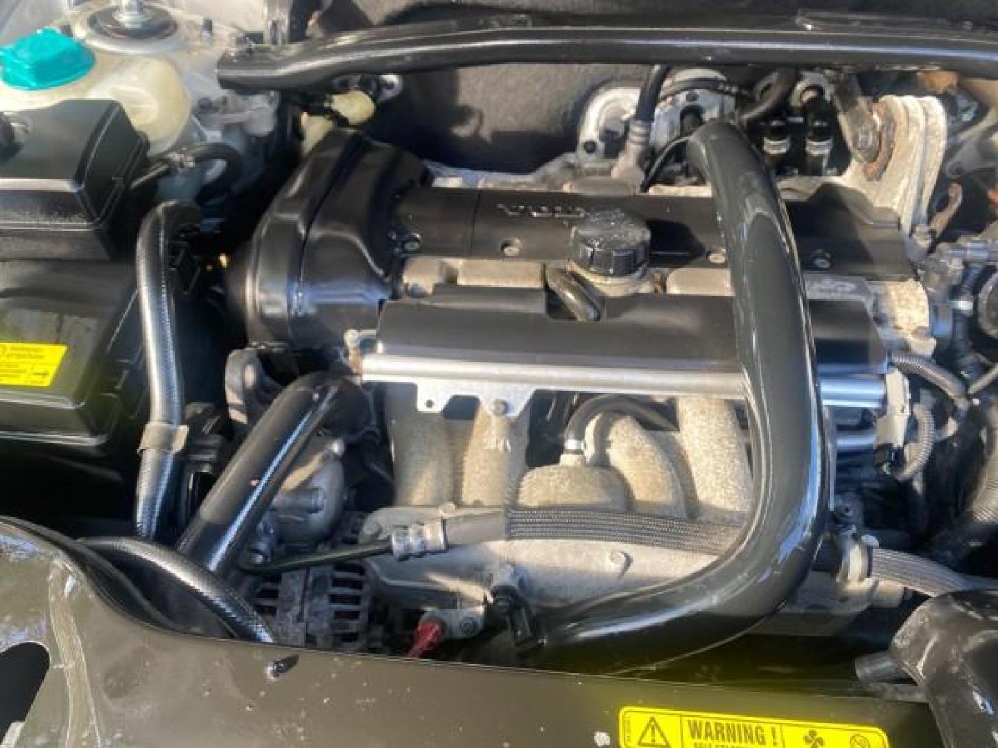 2006 Silver Metallic /Graphite Volvo XC90 SUV Turbo LOW MILES 55,260 1 OWNER FL (YV4CY592561) with an 2.5L Turbocharged I5 Engine engine, Automatic transmission, located at 4701 North Dixie Hwy, Pompano Beach, FL, 33064, (954) 422-2889, 26.240938, -80.123474 - OUR WEBPAGE FLORIDACARS1.COM HAS OVER 100 PHOTOS AND FREE CARFAX LINK 2006 VOLVO XC90 2.5T 1 OWNER FL SUNROOF LEATHER FULLY LOADED VIN: YV4CY592561248414 Y V 4 C Y 5 9 2 5 6 1 2 4 8 4 1 4 4 DOOR WAGON/SPORT UTILITY 2.5L I5 F GASOLINE 23 MPG FRONT WHEEL DRIVE Features ABS Brakes Air Conditioning Allo- Photo#24