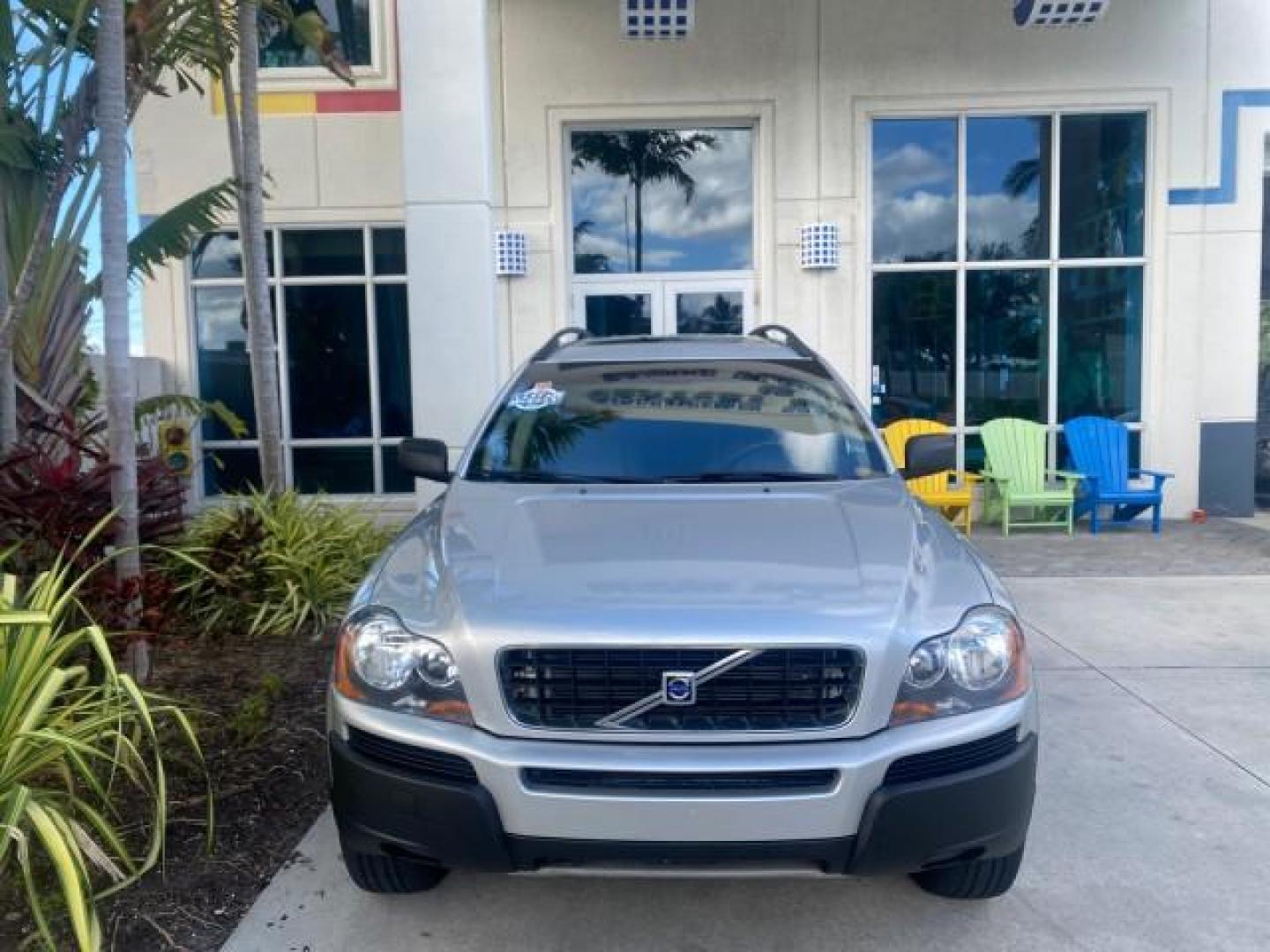 2006 Silver Metallic /Graphite Volvo XC90 SUV Turbo LOW MILES 55,260 1 OWNER FL (YV4CY592561) with an 2.5L Turbocharged I5 Engine engine, Automatic transmission, located at 4701 North Dixie Hwy, Pompano Beach, FL, 33064, (954) 422-2889, 26.240938, -80.123474 - OUR WEBPAGE FLORIDACARS1.COM HAS OVER 100 PHOTOS AND FREE CARFAX LINK 2006 VOLVO XC90 2.5T 1 OWNER FL SUNROOF LEATHER FULLY LOADED VIN: YV4CY592561248414 Y V 4 C Y 5 9 2 5 6 1 2 4 8 4 1 4 4 DOOR WAGON/SPORT UTILITY 2.5L I5 F GASOLINE 23 MPG FRONT WHEEL DRIVE Features ABS Brakes Air Conditioning Allo- Photo#27
