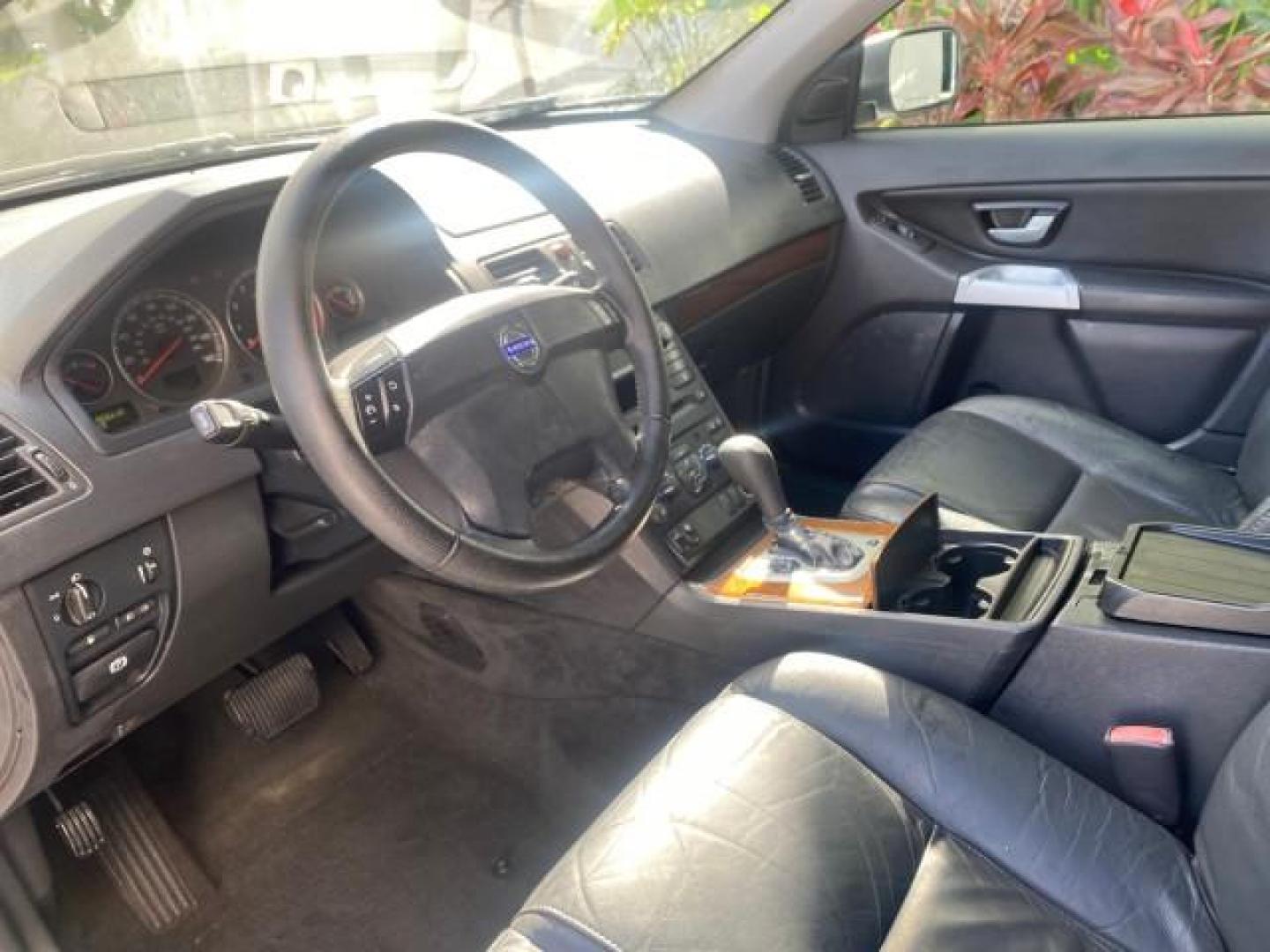 2006 Silver Metallic /Graphite Volvo XC90 SUV Turbo LOW MILES 55,260 1 OWNER FL (YV4CY592561) with an 2.5L Turbocharged I5 Engine engine, Automatic transmission, located at 4701 North Dixie Hwy, Pompano Beach, FL, 33064, (954) 422-2889, 26.240938, -80.123474 - OUR WEBPAGE FLORIDACARS1.COM HAS OVER 100 PHOTOS AND FREE CARFAX LINK 2006 VOLVO XC90 2.5T 1 OWNER FL SUNROOF LEATHER FULLY LOADED VIN: YV4CY592561248414 Y V 4 C Y 5 9 2 5 6 1 2 4 8 4 1 4 4 DOOR WAGON/SPORT UTILITY 2.5L I5 F GASOLINE 23 MPG FRONT WHEEL DRIVE Features ABS Brakes Air Conditioning Allo- Photo#45