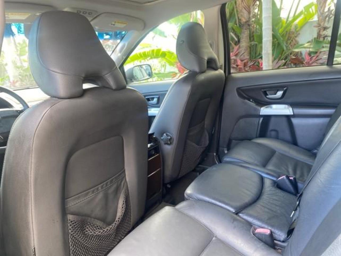 2006 Silver Metallic /Graphite Volvo XC90 SUV Turbo LOW MILES 55,260 1 OWNER FL (YV4CY592561) with an 2.5L Turbocharged I5 Engine engine, Automatic transmission, located at 4701 North Dixie Hwy, Pompano Beach, FL, 33064, (954) 422-2889, 26.240938, -80.123474 - OUR WEBPAGE FLORIDACARS1.COM HAS OVER 100 PHOTOS AND FREE CARFAX LINK 2006 VOLVO XC90 2.5T 1 OWNER FL SUNROOF LEATHER FULLY LOADED VIN: YV4CY592561248414 Y V 4 C Y 5 9 2 5 6 1 2 4 8 4 1 4 4 DOOR WAGON/SPORT UTILITY 2.5L I5 F GASOLINE 23 MPG FRONT WHEEL DRIVE Features ABS Brakes Air Conditioning Allo- Photo#71
