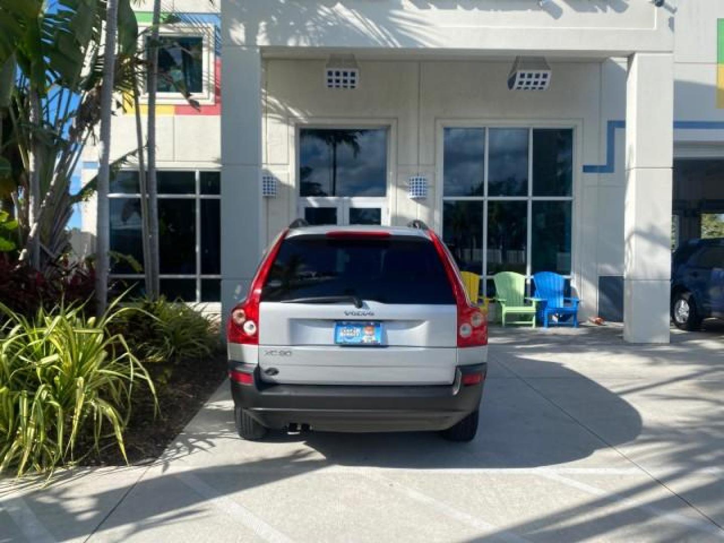 2006 Silver Metallic /Graphite Volvo XC90 SUV Turbo LOW MILES 55,260 1 OWNER FL (YV4CY592561) with an 2.5L Turbocharged I5 Engine engine, Automatic transmission, located at 4701 North Dixie Hwy, Pompano Beach, FL, 33064, (954) 422-2889, 26.240938, -80.123474 - OUR WEBPAGE FLORIDACARS1.COM HAS OVER 100 PHOTOS AND FREE CARFAX LINK 2006 VOLVO XC90 2.5T 1 OWNER FL SUNROOF LEATHER FULLY LOADED VIN: YV4CY592561248414 Y V 4 C Y 5 9 2 5 6 1 2 4 8 4 1 4 4 DOOR WAGON/SPORT UTILITY 2.5L I5 F GASOLINE 23 MPG FRONT WHEEL DRIVE Features ABS Brakes Air Conditioning Allo- Photo#88