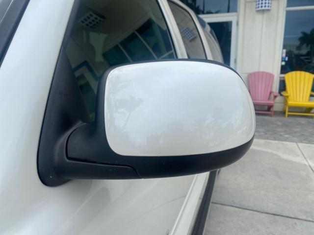 2003 White Diamond /Pewter Cadillac Escalade ESV 4WD/AWD (3GYFK66N23G) with an 6.0L Vortec 6000 High-Output V8 SFI Engine engine, Automatic transmission, located at 4701 North Dixie Hwy, Pompano Beach, FL, 33064, (954) 422-2889, 26.240938, -80.123474 - OUR WEBPAGE FLORIDACARS1.COM HAS OVER 100 PHOTOS AND FREE CARFAX LINK 2003 CADILLAC ESCALADE ESV VIN: 3GYFK66N23G235178 3 G Y F K 6 6 N 2 3 G 2 3 5 1 7 8 4 DOOR WAGON/SPORT UTILITY 6.0L V8 F GASOLINE 17 MPG ALL WHEEL DRIVE Features 4WD/AWD ABS Brakes Air Conditioning Alloy Wheels AM/FM Stereo Automa - Photo#39