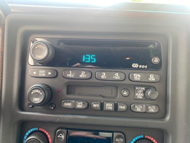 2003 White Diamond /Pewter Cadillac Escalade ESV 4WD/AWD (3GYFK66N23G) with an 6.0L Vortec 6000 High-Output V8 SFI Engine engine, Automatic transmission, located at 4701 North Dixie Hwy, Pompano Beach, FL, 33064, (954) 422-2889, 26.240938, -80.123474 - OUR WEBPAGE FLORIDACARS1.COM HAS OVER 100 PHOTOS AND FREE CARFAX LINK 2003 CADILLAC ESCALADE ESV VIN: 3GYFK66N23G235178 3 G Y F K 6 6 N 2 3 G 2 3 5 1 7 8 4 DOOR WAGON/SPORT UTILITY 6.0L V8 F GASOLINE 17 MPG ALL WHEEL DRIVE Features 4WD/AWD ABS Brakes Air Conditioning Alloy Wheels AM/FM Stereo Automa - Photo#56