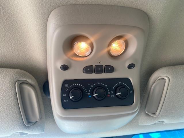 2003 White Diamond /Pewter Cadillac Escalade ESV 4WD/AWD (3GYFK66N23G) with an 6.0L Vortec 6000 High-Output V8 SFI Engine engine, Automatic transmission, located at 4701 North Dixie Hwy, Pompano Beach, FL, 33064, (954) 422-2889, 26.240938, -80.123474 - OUR WEBPAGE FLORIDACARS1.COM HAS OVER 100 PHOTOS AND FREE CARFAX LINK 2003 CADILLAC ESCALADE ESV VIN: 3GYFK66N23G235178 3 G Y F K 6 6 N 2 3 G 2 3 5 1 7 8 4 DOOR WAGON/SPORT UTILITY 6.0L V8 F GASOLINE 17 MPG ALL WHEEL DRIVE Features 4WD/AWD ABS Brakes Air Conditioning Alloy Wheels AM/FM Stereo Automa - Photo#65