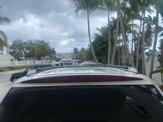 2003 White Diamond /Pewter Cadillac Escalade ESV 4WD/AWD (3GYFK66N23G) with an 6.0L Vortec 6000 High-Output V8 SFI Engine engine, Automatic transmission, located at 4701 North Dixie Hwy, Pompano Beach, FL, 33064, (954) 422-2889, 26.240938, -80.123474 - OUR WEBPAGE FLORIDACARS1.COM HAS OVER 100 PHOTOS AND FREE CARFAX LINK 2003 CADILLAC ESCALADE ESV VIN: 3GYFK66N23G235178 3 G Y F K 6 6 N 2 3 G 2 3 5 1 7 8 4 DOOR WAGON/SPORT UTILITY 6.0L V8 F GASOLINE 17 MPG ALL WHEEL DRIVE Features 4WD/AWD ABS Brakes Air Conditioning Alloy Wheels AM/FM Stereo Automa - Photo#98