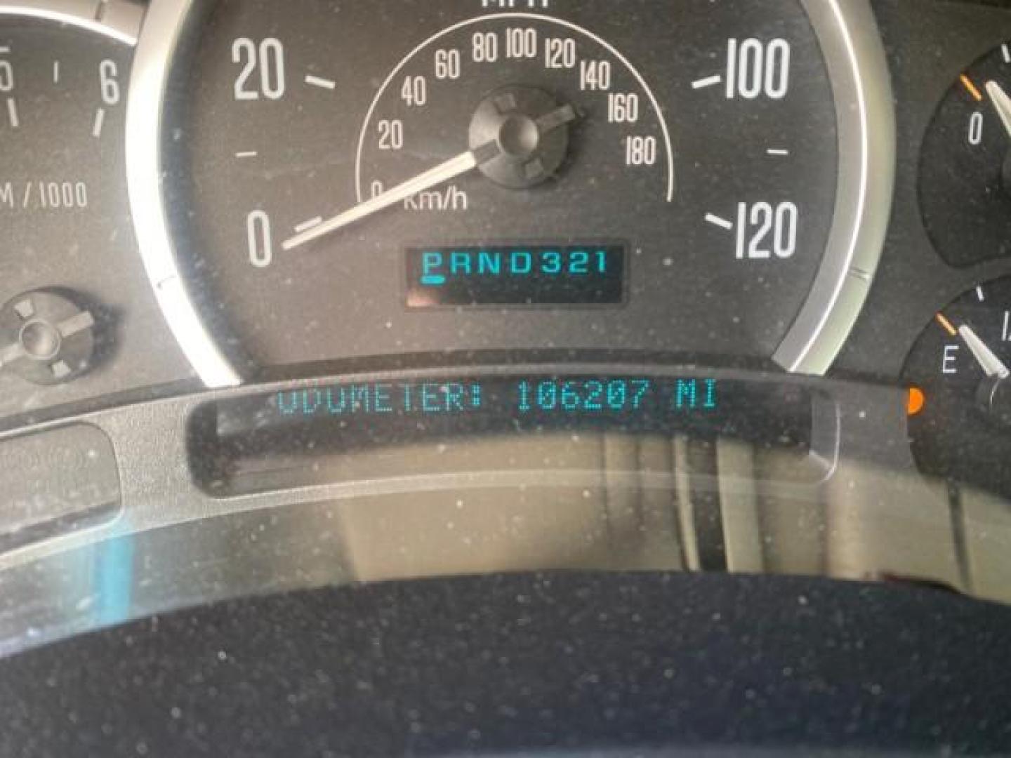 2003 White Diamond /Pewter Cadillac Escalade ESV SUV PEARL WHITE 4WD/AWD (3GYFK66N23G) with an 6.0L Vortec 6000 High-Output V8 SFI Engine engine, Automatic transmission, located at 4701 North Dixie Hwy, Pompano Beach, FL, 33064, (954) 422-2889, 26.240938, -80.123474 - OUR WEBPAGE FLORIDACARS1.COM HAS OVER 100 PHOTOS AND FREE CARFAX LINK 2003 CADILLAC ESCALADE ESV VIN: 3GYFK66N23G235178 3 G Y F K 6 6 N 2 3 G 2 3 5 1 7 8 4 DOOR WAGON/SPORT UTILITY 6.0L V8 F GASOLINE 17 MPG ALL WHEEL DRIVE Features 4WD/AWD ABS Brakes Air Conditioning Alloy Wheels AM/FM Stereo Automa - Photo#18