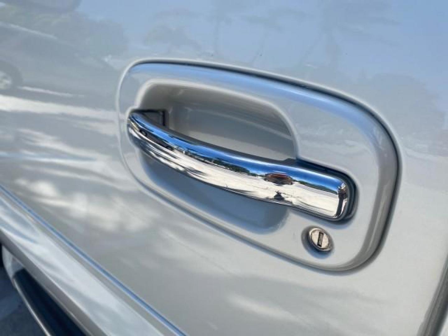 2003 White Diamond /Pewter Cadillac Escalade ESV SUV PEARL WHITE 4WD/AWD (3GYFK66N23G) with an 6.0L Vortec 6000 High-Output V8 SFI Engine engine, Automatic transmission, located at 4701 North Dixie Hwy, Pompano Beach, FL, 33064, (954) 422-2889, 26.240938, -80.123474 - OUR WEBPAGE FLORIDACARS1.COM HAS OVER 100 PHOTOS AND FREE CARFAX LINK 2003 CADILLAC ESCALADE ESV VIN: 3GYFK66N23G235178 3 G Y F K 6 6 N 2 3 G 2 3 5 1 7 8 4 DOOR WAGON/SPORT UTILITY 6.0L V8 F GASOLINE 17 MPG ALL WHEEL DRIVE Features 4WD/AWD ABS Brakes Air Conditioning Alloy Wheels AM/FM Stereo Automa - Photo#37