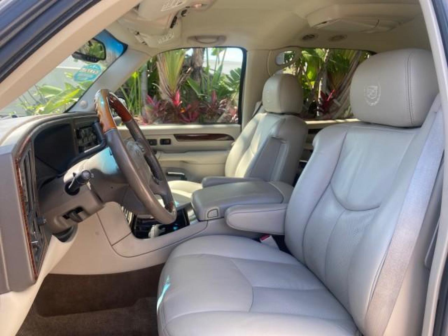 2003 White Diamond /Pewter Cadillac Escalade ESV SUV PEARL WHITE 4WD/AWD (3GYFK66N23G) with an 6.0L Vortec 6000 High-Output V8 SFI Engine engine, Automatic transmission, located at 4701 North Dixie Hwy, Pompano Beach, FL, 33064, (954) 422-2889, 26.240938, -80.123474 - OUR WEBPAGE FLORIDACARS1.COM HAS OVER 100 PHOTOS AND FREE CARFAX LINK 2003 CADILLAC ESCALADE ESV VIN: 3GYFK66N23G235178 3 G Y F K 6 6 N 2 3 G 2 3 5 1 7 8 4 DOOR WAGON/SPORT UTILITY 6.0L V8 F GASOLINE 17 MPG ALL WHEEL DRIVE Features 4WD/AWD ABS Brakes Air Conditioning Alloy Wheels AM/FM Stereo Automa - Photo#42