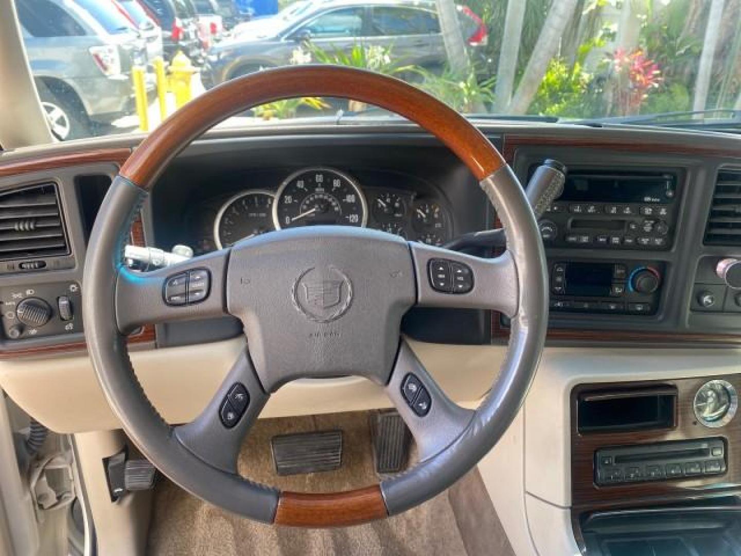 2003 White Diamond /Pewter Cadillac Escalade ESV SUV PEARL WHITE 4WD/AWD (3GYFK66N23G) with an 6.0L Vortec 6000 High-Output V8 SFI Engine engine, Automatic transmission, located at 4701 North Dixie Hwy, Pompano Beach, FL, 33064, (954) 422-2889, 26.240938, -80.123474 - OUR WEBPAGE FLORIDACARS1.COM HAS OVER 100 PHOTOS AND FREE CARFAX LINK 2003 CADILLAC ESCALADE ESV VIN: 3GYFK66N23G235178 3 G Y F K 6 6 N 2 3 G 2 3 5 1 7 8 4 DOOR WAGON/SPORT UTILITY 6.0L V8 F GASOLINE 17 MPG ALL WHEEL DRIVE Features 4WD/AWD ABS Brakes Air Conditioning Alloy Wheels AM/FM Stereo Automa - Photo#48