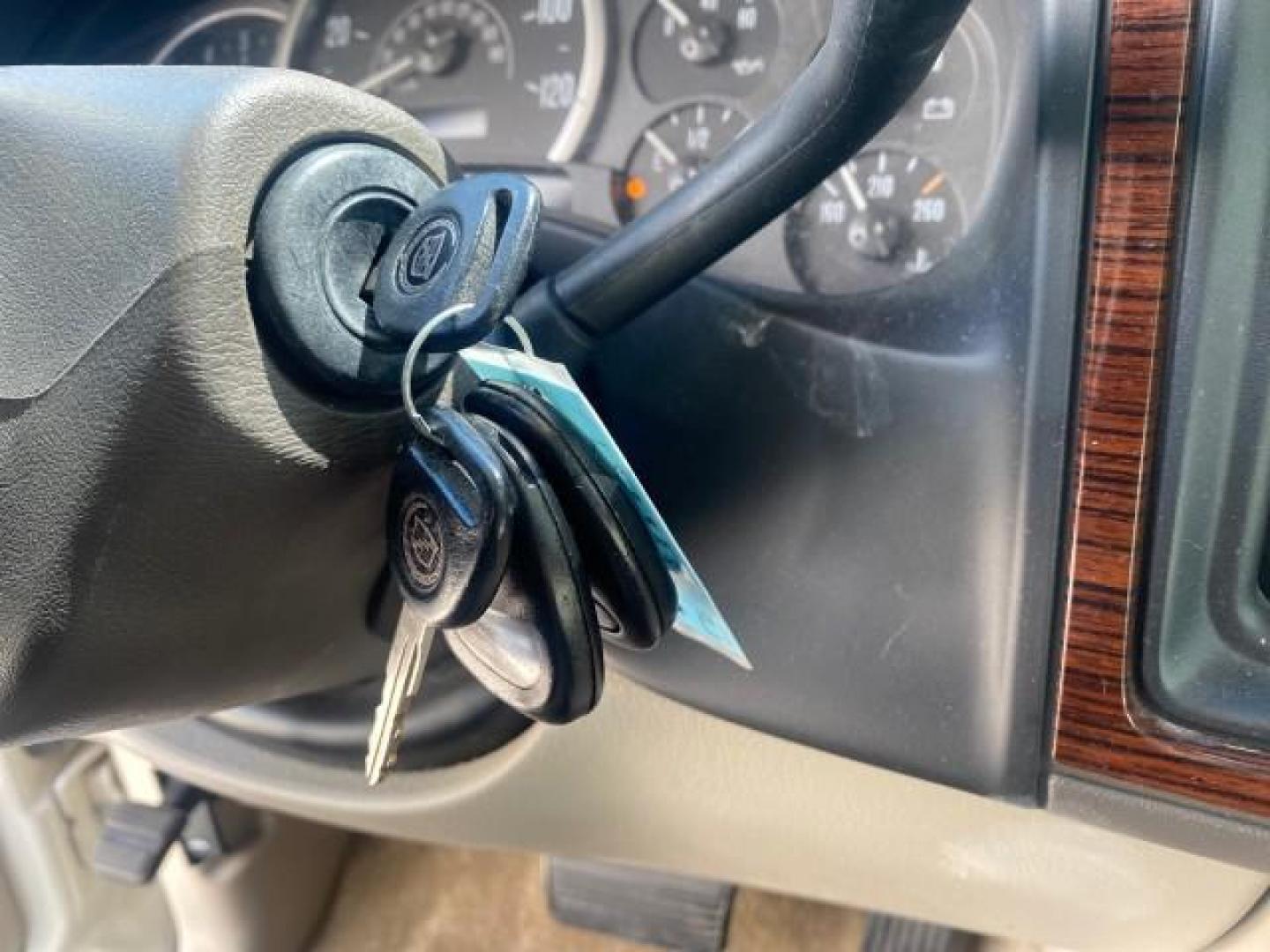 2003 White Diamond /Pewter Cadillac Escalade ESV SUV PEARL WHITE 4WD/AWD (3GYFK66N23G) with an 6.0L Vortec 6000 High-Output V8 SFI Engine engine, Automatic transmission, located at 4701 North Dixie Hwy, Pompano Beach, FL, 33064, (954) 422-2889, 26.240938, -80.123474 - OUR WEBPAGE FLORIDACARS1.COM HAS OVER 100 PHOTOS AND FREE CARFAX LINK 2003 CADILLAC ESCALADE ESV VIN: 3GYFK66N23G235178 3 G Y F K 6 6 N 2 3 G 2 3 5 1 7 8 4 DOOR WAGON/SPORT UTILITY 6.0L V8 F GASOLINE 17 MPG ALL WHEEL DRIVE Features 4WD/AWD ABS Brakes Air Conditioning Alloy Wheels AM/FM Stereo Automa - Photo#55