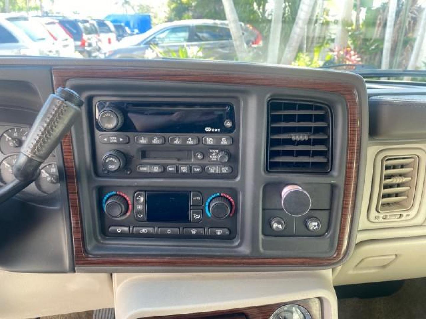 2003 White Diamond /Pewter Cadillac Escalade ESV SUV PEARL WHITE 4WD/AWD (3GYFK66N23G) with an 6.0L Vortec 6000 High-Output V8 SFI Engine engine, Automatic transmission, located at 4701 North Dixie Hwy, Pompano Beach, FL, 33064, (954) 422-2889, 26.240938, -80.123474 - OUR WEBPAGE FLORIDACARS1.COM HAS OVER 100 PHOTOS AND FREE CARFAX LINK 2003 CADILLAC ESCALADE ESV VIN: 3GYFK66N23G235178 3 G Y F K 6 6 N 2 3 G 2 3 5 1 7 8 4 DOOR WAGON/SPORT UTILITY 6.0L V8 F GASOLINE 17 MPG ALL WHEEL DRIVE Features 4WD/AWD ABS Brakes Air Conditioning Alloy Wheels AM/FM Stereo Automa - Photo#56