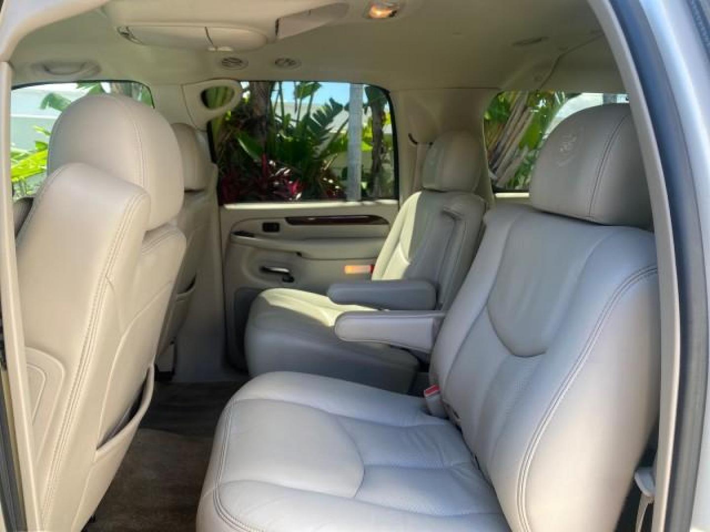 2003 White Diamond /Pewter Cadillac Escalade ESV SUV PEARL WHITE 4WD/AWD (3GYFK66N23G) with an 6.0L Vortec 6000 High-Output V8 SFI Engine engine, Automatic transmission, located at 4701 North Dixie Hwy, Pompano Beach, FL, 33064, (954) 422-2889, 26.240938, -80.123474 - OUR WEBPAGE FLORIDACARS1.COM HAS OVER 100 PHOTOS AND FREE CARFAX LINK 2003 CADILLAC ESCALADE ESV VIN: 3GYFK66N23G235178 3 G Y F K 6 6 N 2 3 G 2 3 5 1 7 8 4 DOOR WAGON/SPORT UTILITY 6.0L V8 F GASOLINE 17 MPG ALL WHEEL DRIVE Features 4WD/AWD ABS Brakes Air Conditioning Alloy Wheels AM/FM Stereo Automa - Photo#78