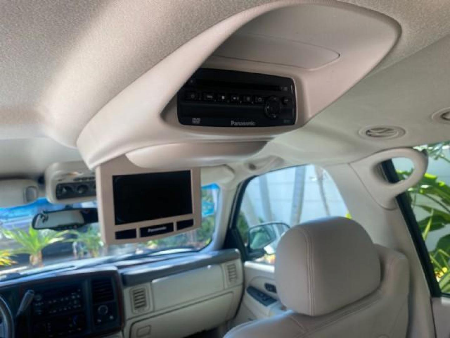 2003 White Diamond /Pewter Cadillac Escalade ESV SUV PEARL WHITE 4WD/AWD (3GYFK66N23G) with an 6.0L Vortec 6000 High-Output V8 SFI Engine engine, Automatic transmission, located at 4701 North Dixie Hwy, Pompano Beach, FL, 33064, (954) 422-2889, 26.240938, -80.123474 - OUR WEBPAGE FLORIDACARS1.COM HAS OVER 100 PHOTOS AND FREE CARFAX LINK 2003 CADILLAC ESCALADE ESV VIN: 3GYFK66N23G235178 3 G Y F K 6 6 N 2 3 G 2 3 5 1 7 8 4 DOOR WAGON/SPORT UTILITY 6.0L V8 F GASOLINE 17 MPG ALL WHEEL DRIVE Features 4WD/AWD ABS Brakes Air Conditioning Alloy Wheels AM/FM Stereo Automa - Photo#88