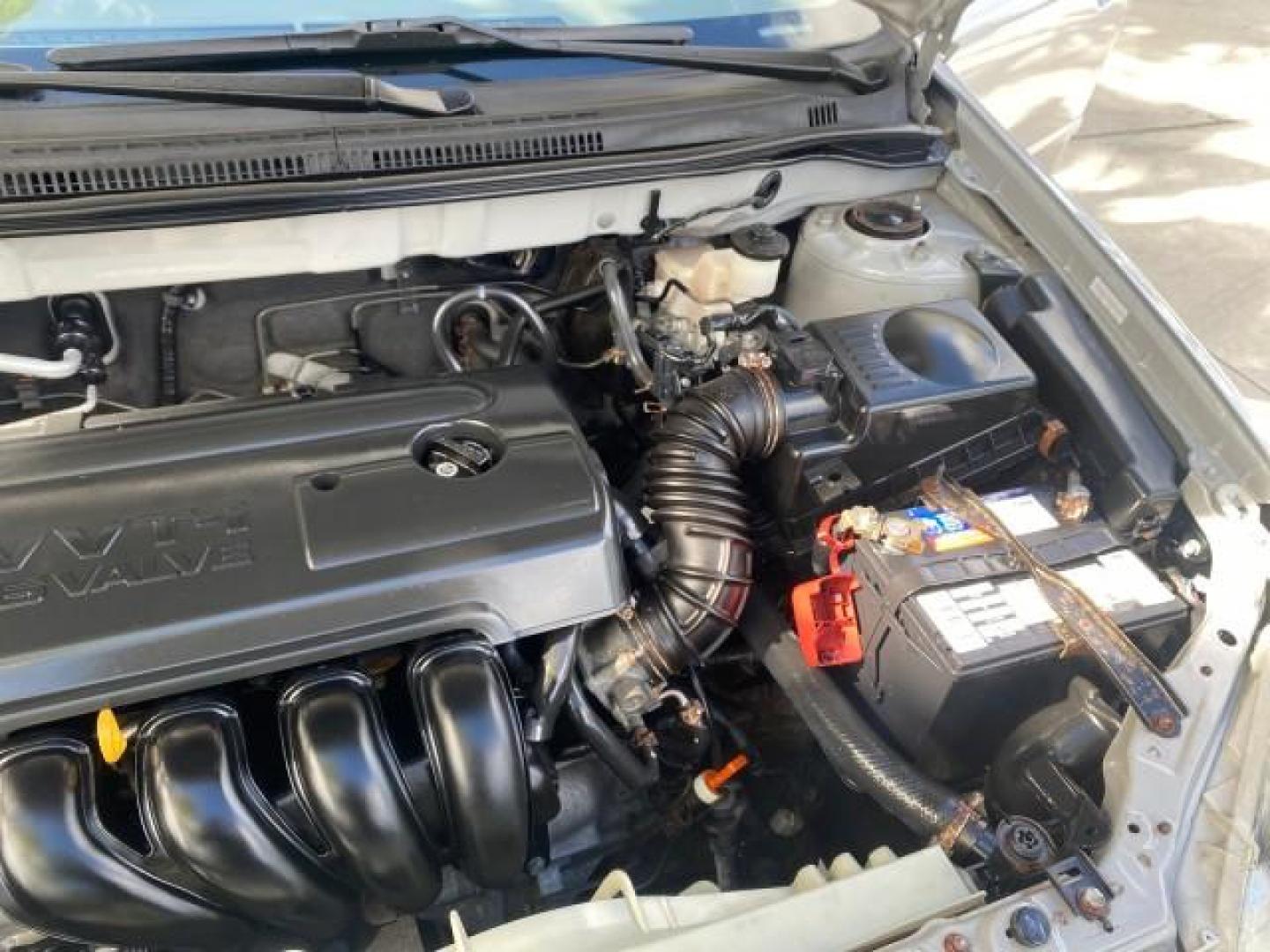 2007 Silver Streak Mica /Stone Toyota Corolla LOADED LOW MILES 11,867 1 OWNER (1NXBR32E07Z) with an 1.8L DOHC SFI 16-Valve VVT-i 4-Cyl Engine engine, Automatic transmission, located at 4701 North Dixie Hwy, Pompano Beach, FL, 33064, (954) 422-2889, 26.240938, -80.123474 - OUR WEBPAGE FLORIDACARS1.COM HAS OVER 100 PHOTOS AND FREE CARFAX LINK 2007 TOYOTA COROLLA CE HAS EVERY OPTION AS A LE - FULLY LOADED VIN: 1NXBR32E07Z816925 1 N X B R 3 2 E 0 7 Z 8 1 6 9 2 5 SEDAN 4 DR 1.8L I4 F DOHC 16V GASOLINE 41 MPG FRONT WHEEL DRIVE Features Air Conditioning AM/FM Stereo Automat - Photo#25