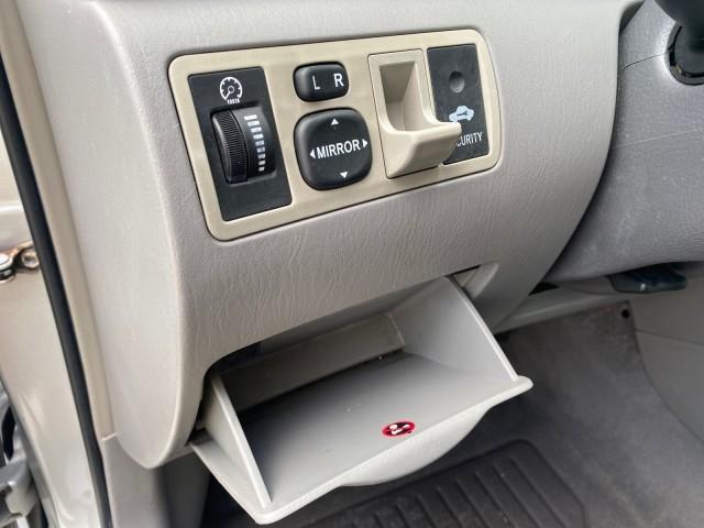 2007 Silver Streak Mica /Stone Toyota Corolla CE LOW MILES 11,867 1 OWNER (1NXBR32E07Z) with an 1.8L DOHC SFI 16-Valve VVT-i 4-Cyl Engine engine, Automatic transmission, located at 4701 North Dixie Hwy, Pompano Beach, FL, 33064, (954) 422-2889, 26.240938, -80.123474 - OUR WEBPAGE FLORIDACARS1.COM HAS OVER 100 PHOTOS AND FREE CARFAX LINK 2007 TOYOTA COROLLA CE HAS EVERY OPTION AS A LE - FULLY LOADED VIN: 1NXBR32E07Z816925 1 N X B R 3 2 E 0 7 Z 8 1 6 9 2 5 SEDAN 4 DR 1.8L I4 F DOHC 16V GASOLINE 41 MPG FRONT WHEEL DRIVE Features Air Conditioning AM/FM Stereo Automat - Photo#51