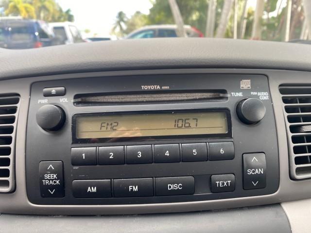 2007 Silver Streak Mica /Stone Toyota Corolla CE LOW MILES 11,867 1 OWNER (1NXBR32E07Z) with an 1.8L DOHC SFI 16-Valve VVT-i 4-Cyl Engine engine, Automatic transmission, located at 4701 North Dixie Hwy, Pompano Beach, FL, 33064, (954) 422-2889, 26.240938, -80.123474 - OUR WEBPAGE FLORIDACARS1.COM HAS OVER 100 PHOTOS AND FREE CARFAX LINK 2007 TOYOTA COROLLA CE HAS EVERY OPTION AS A LE - FULLY LOADED VIN: 1NXBR32E07Z816925 1 N X B R 3 2 E 0 7 Z 8 1 6 9 2 5 SEDAN 4 DR 1.8L I4 F DOHC 16V GASOLINE 41 MPG FRONT WHEEL DRIVE Features Air Conditioning AM/FM Stereo Automat - Photo#55