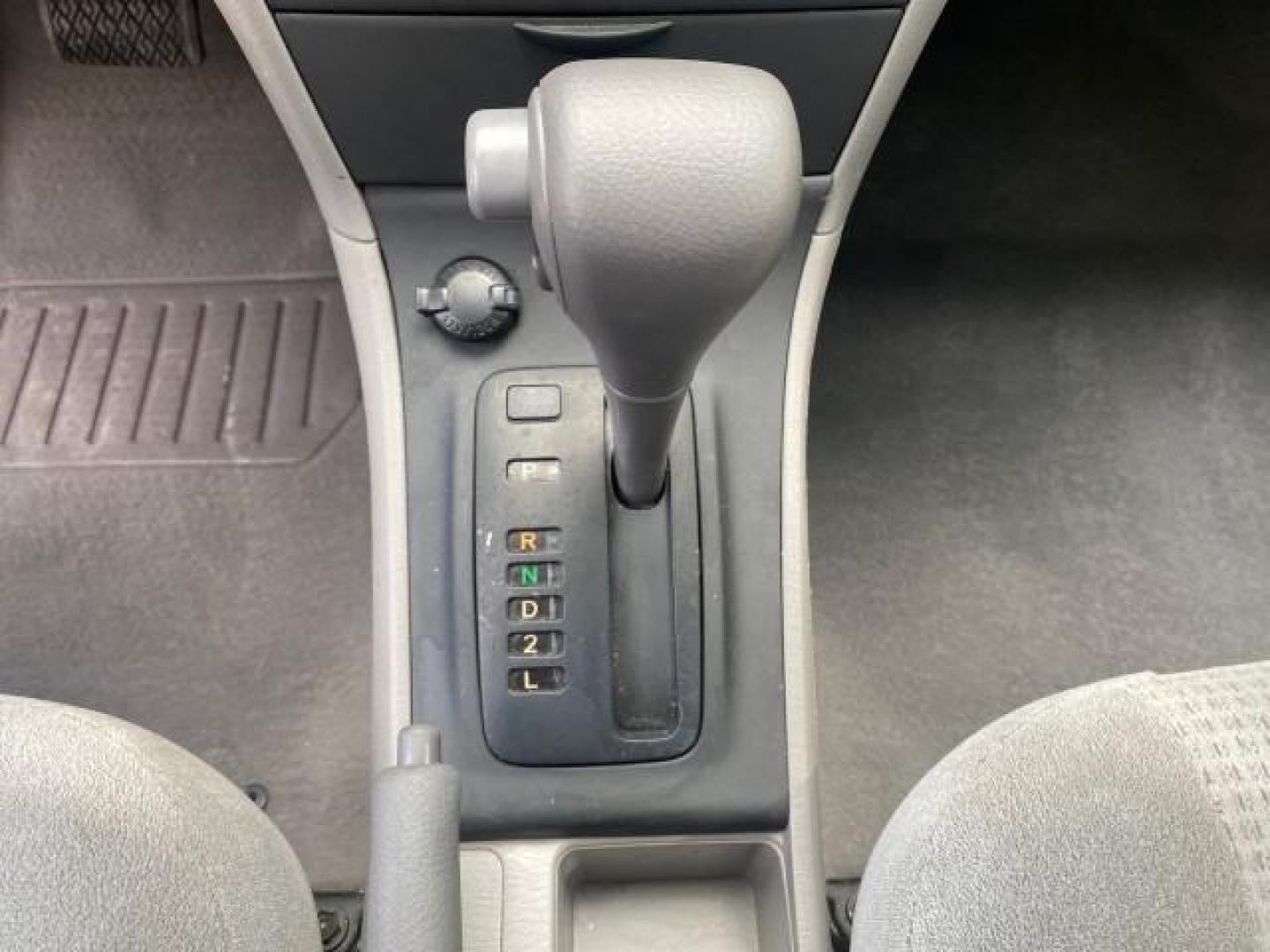 2007 Silver Streak Mica /Stone Toyota Corolla LOADED LOW MILES 11,867 1 OWNER (1NXBR32E07Z) with an 1.8L DOHC SFI 16-Valve VVT-i 4-Cyl Engine engine, Automatic transmission, located at 4701 North Dixie Hwy, Pompano Beach, FL, 33064, (954) 422-2889, 26.240938, -80.123474 - OUR WEBPAGE FLORIDACARS1.COM HAS OVER 100 PHOTOS AND FREE CARFAX LINK 2007 TOYOTA COROLLA CE HAS EVERY OPTION AS A LE - FULLY LOADED VIN: 1NXBR32E07Z816925 1 N X B R 3 2 E 0 7 Z 8 1 6 9 2 5 SEDAN 4 DR 1.8L I4 F DOHC 16V GASOLINE 41 MPG FRONT WHEEL DRIVE Features Air Conditioning AM/FM Stereo Automat - Photo#58