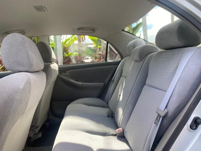 2007 Silver Streak Mica /Stone Toyota Corolla CE LOW MILES 11,867 1 OWNER (1NXBR32E07Z) with an 1.8L DOHC SFI 16-Valve VVT-i 4-Cyl Engine engine, Automatic transmission, located at 4701 North Dixie Hwy, Pompano Beach, FL, 33064, (954) 422-2889, 26.240938, -80.123474 - OUR WEBPAGE FLORIDACARS1.COM HAS OVER 100 PHOTOS AND FREE CARFAX LINK 2007 TOYOTA COROLLA CE HAS EVERY OPTION AS A LE - FULLY LOADED VIN: 1NXBR32E07Z816925 1 N X B R 3 2 E 0 7 Z 8 1 6 9 2 5 SEDAN 4 DR 1.8L I4 F DOHC 16V GASOLINE 41 MPG FRONT WHEEL DRIVE Features Air Conditioning AM/FM Stereo Automat - Photo#71
