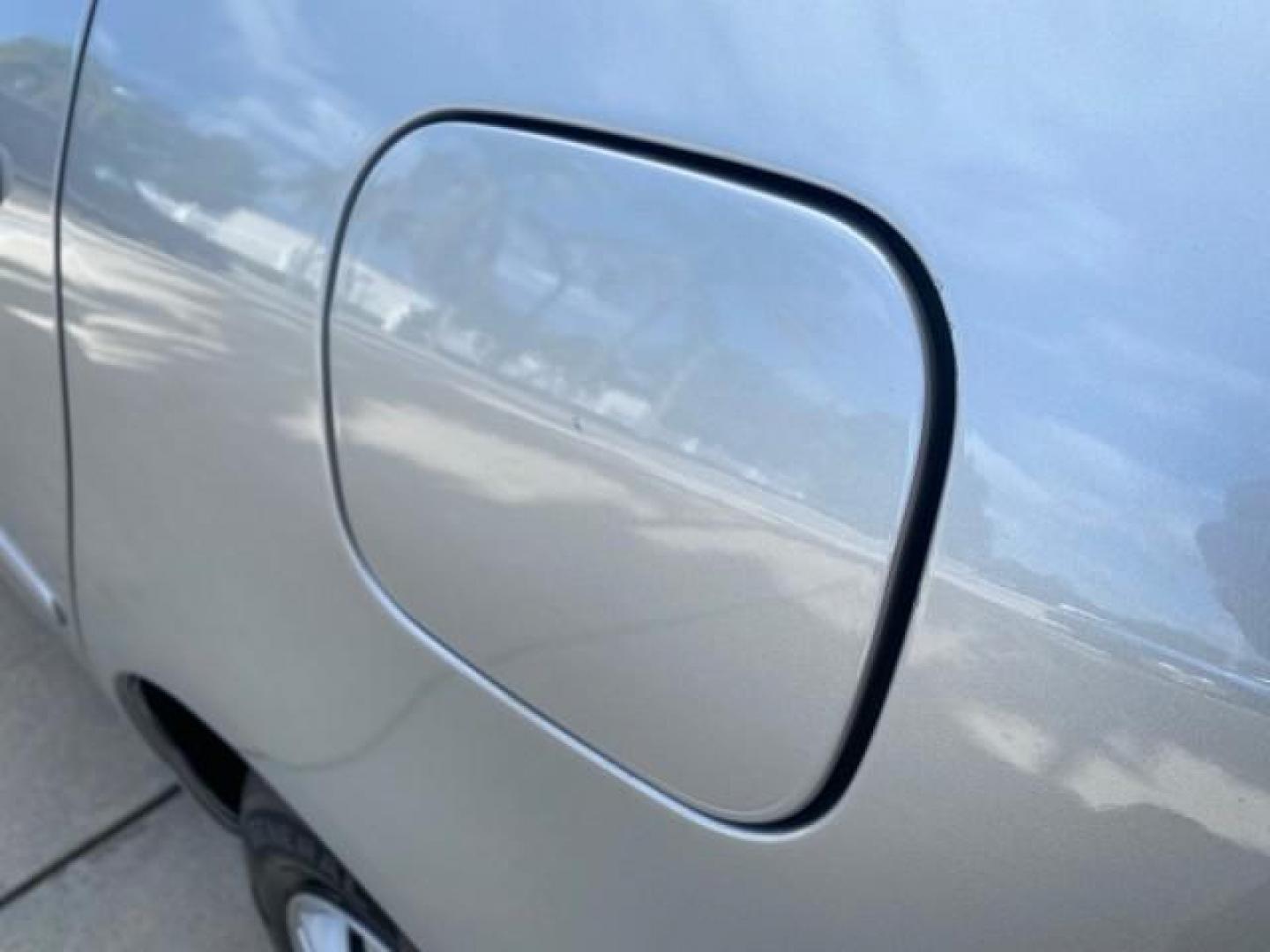 2007 Silver Streak Mica /Stone Toyota Corolla LOADED LOW MILES 11,867 1 OWNER (1NXBR32E07Z) with an 1.8L DOHC SFI 16-Valve VVT-i 4-Cyl Engine engine, Automatic transmission, located at 4701 North Dixie Hwy, Pompano Beach, FL, 33064, (954) 422-2889, 26.240938, -80.123474 - OUR WEBPAGE FLORIDACARS1.COM HAS OVER 100 PHOTOS AND FREE CARFAX LINK 2007 TOYOTA COROLLA CE HAS EVERY OPTION AS A LE - FULLY LOADED VIN: 1NXBR32E07Z816925 1 N X B R 3 2 E 0 7 Z 8 1 6 9 2 5 SEDAN 4 DR 1.8L I4 F DOHC 16V GASOLINE 41 MPG FRONT WHEEL DRIVE Features Air Conditioning AM/FM Stereo Automat - Photo#78