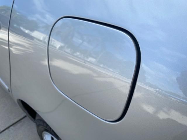 2007 Silver Streak Mica /Stone Toyota Corolla CE LOW MILES 11,867 1 OWNER (1NXBR32E07Z) with an 1.8L DOHC SFI 16-Valve VVT-i 4-Cyl Engine engine, Automatic transmission, located at 4701 North Dixie Hwy, Pompano Beach, FL, 33064, (954) 422-2889, 26.240938, -80.123474 - OUR WEBPAGE FLORIDACARS1.COM HAS OVER 100 PHOTOS AND FREE CARFAX LINK 2007 TOYOTA COROLLA CE HAS EVERY OPTION AS A LE - FULLY LOADED VIN: 1NXBR32E07Z816925 1 N X B R 3 2 E 0 7 Z 8 1 6 9 2 5 SEDAN 4 DR 1.8L I4 F DOHC 16V GASOLINE 41 MPG FRONT WHEEL DRIVE Features Air Conditioning AM/FM Stereo Automat - Photo#78