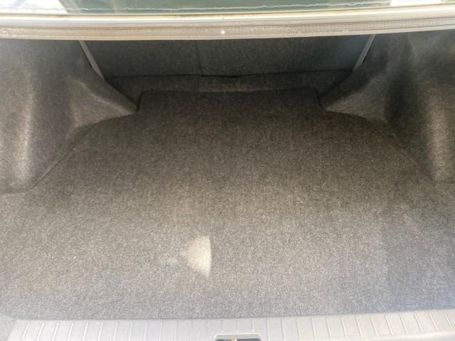 2007 Silver Streak Mica /Stone Toyota Corolla CE LOW MILES 11,867 1 OWNER (1NXBR32E07Z) with an 1.8L DOHC SFI 16-Valve VVT-i 4-Cyl Engine engine, Automatic transmission, located at 4701 North Dixie Hwy, Pompano Beach, FL, 33064, (954) 422-2889, 26.240938, -80.123474 - OUR WEBPAGE FLORIDACARS1.COM HAS OVER 100 PHOTOS AND FREE CARFAX LINK 2007 TOYOTA COROLLA CE HAS EVERY OPTION AS A LE - FULLY LOADED VIN: 1NXBR32E07Z816925 1 N X B R 3 2 E 0 7 Z 8 1 6 9 2 5 SEDAN 4 DR 1.8L I4 F DOHC 16V GASOLINE 41 MPG FRONT WHEEL DRIVE Features Air Conditioning AM/FM Stereo Automat - Photo#89