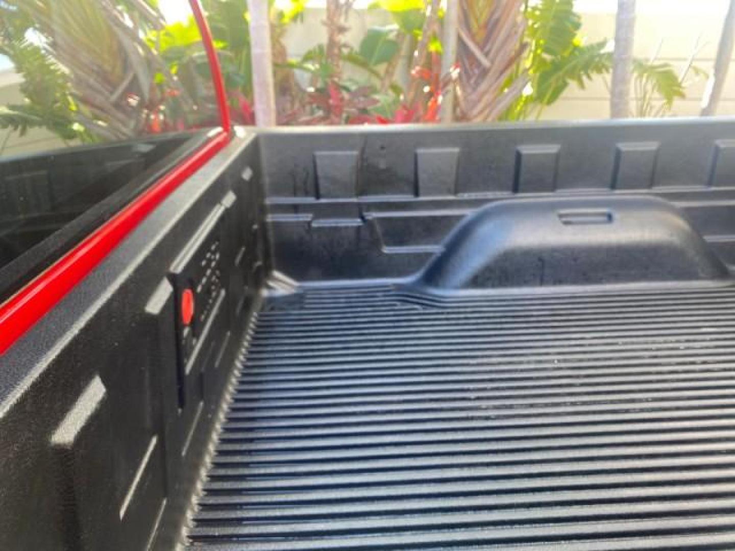 2011 Flame Red /Dark Khaki/Medium Khaki Interior Ram Dakota Bighorn/Lonestar LOW MILES 65,882 1 OWNER (1D7RE3BK7BS) with an 3.7L V6 Engine engine, Automatic transmission, located at 4701 North Dixie Hwy, Pompano Beach, FL, 33064, (954) 422-2889, 26.240938, -80.123474 - OUR WEBPAGE FLORIDACARS1.COM HAS OVER 100 PHOTOS AND FREE CARFAX LINK 2011 RAM DAKOTA BIG HORN 1 OWNER VIN: 1D7RE3BK7BS708235 1 D 7 R E 3 B K 7 B S 7 0 8 2 3 5 4 DOOR EXTENDED CAB PICKUP 3.7L V6 F SOHC 12V GASOLINE 20 MPG REAR WHEEL DRIVE Features ABS Brakes Air Conditioning Alloy Wheels AM/FM Stere - Photo#73