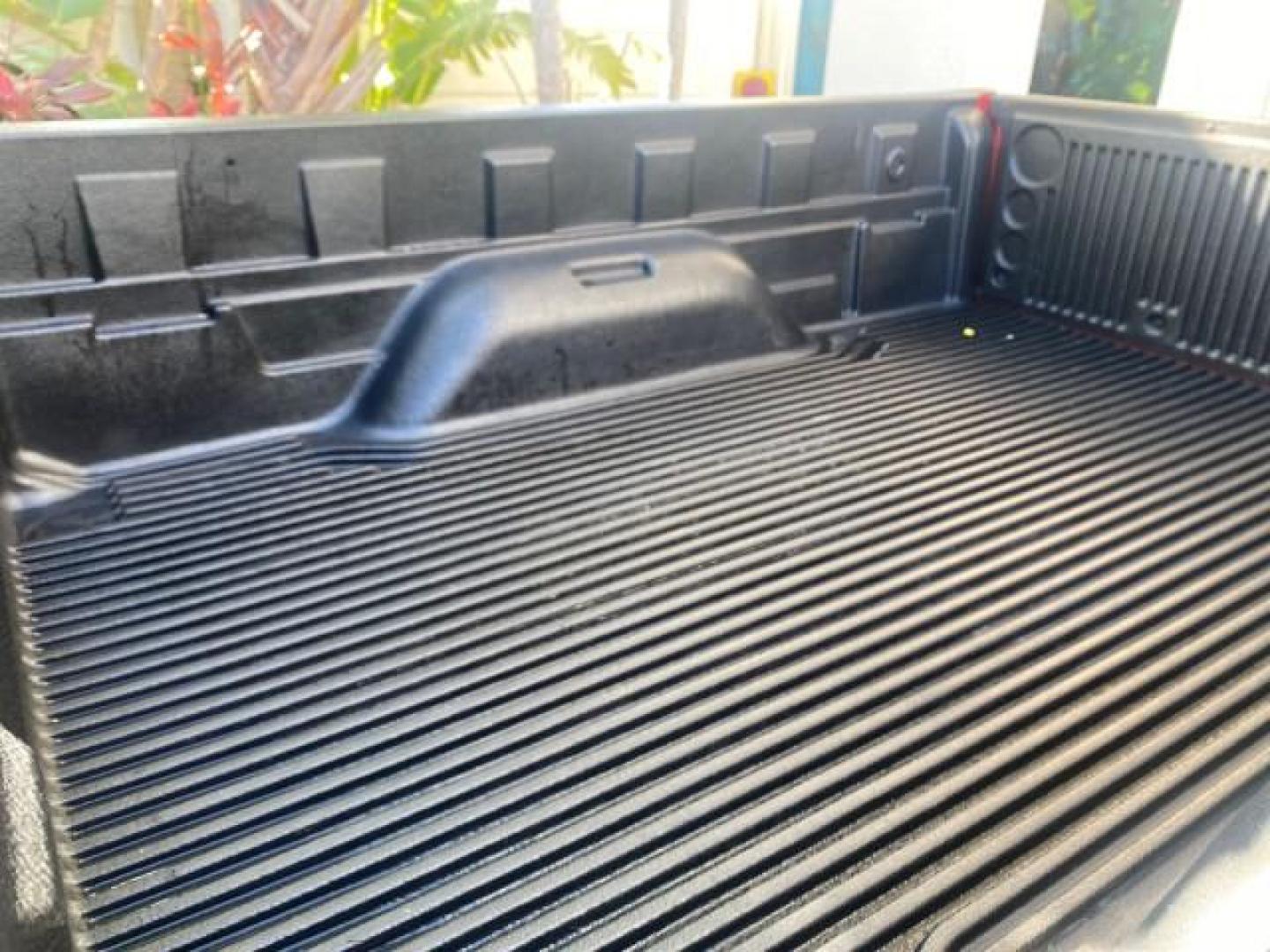 2011 Flame Red /Dark Khaki/Medium Khaki Interior Ram Dakota Bighorn/Lonestar LOW MILES 65,882 1 OWNER (1D7RE3BK7BS) with an 3.7L V6 Engine engine, Automatic transmission, located at 4701 North Dixie Hwy, Pompano Beach, FL, 33064, (954) 422-2889, 26.240938, -80.123474 - OUR WEBPAGE FLORIDACARS1.COM HAS OVER 100 PHOTOS AND FREE CARFAX LINK 2011 RAM DAKOTA BIG HORN 1 OWNER VIN: 1D7RE3BK7BS708235 1 D 7 R E 3 B K 7 B S 7 0 8 2 3 5 4 DOOR EXTENDED CAB PICKUP 3.7L V6 F SOHC 12V GASOLINE 20 MPG REAR WHEEL DRIVE Features ABS Brakes Air Conditioning Alloy Wheels AM/FM Stere - Photo#76