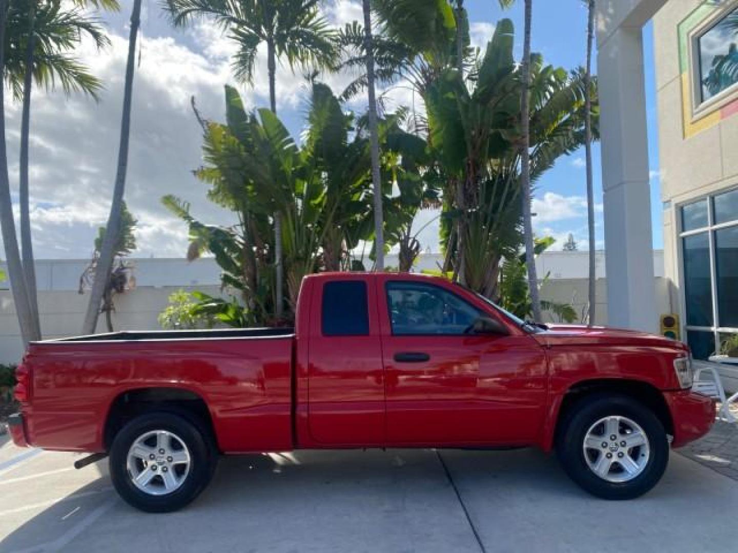 2011 Flame Red /Dark Khaki/Medium Khaki Interior Ram Dakota Bighorn/Lonestar LOW MILES 65,882 1 OWNER (1D7RE3BK7BS) with an 3.7L V6 Engine engine, Automatic transmission, located at 4701 North Dixie Hwy, Pompano Beach, FL, 33064, (954) 422-2889, 26.240938, -80.123474 - OUR WEBPAGE FLORIDACARS1.COM HAS OVER 100 PHOTOS AND FREE CARFAX LINK 2011 RAM DAKOTA BIG HORN 1 OWNER VIN: 1D7RE3BK7BS708235 1 D 7 R E 3 B K 7 B S 7 0 8 2 3 5 4 DOOR EXTENDED CAB PICKUP 3.7L V6 F SOHC 12V GASOLINE 20 MPG REAR WHEEL DRIVE Features ABS Brakes Air Conditioning Alloy Wheels AM/FM Stere - Photo#95