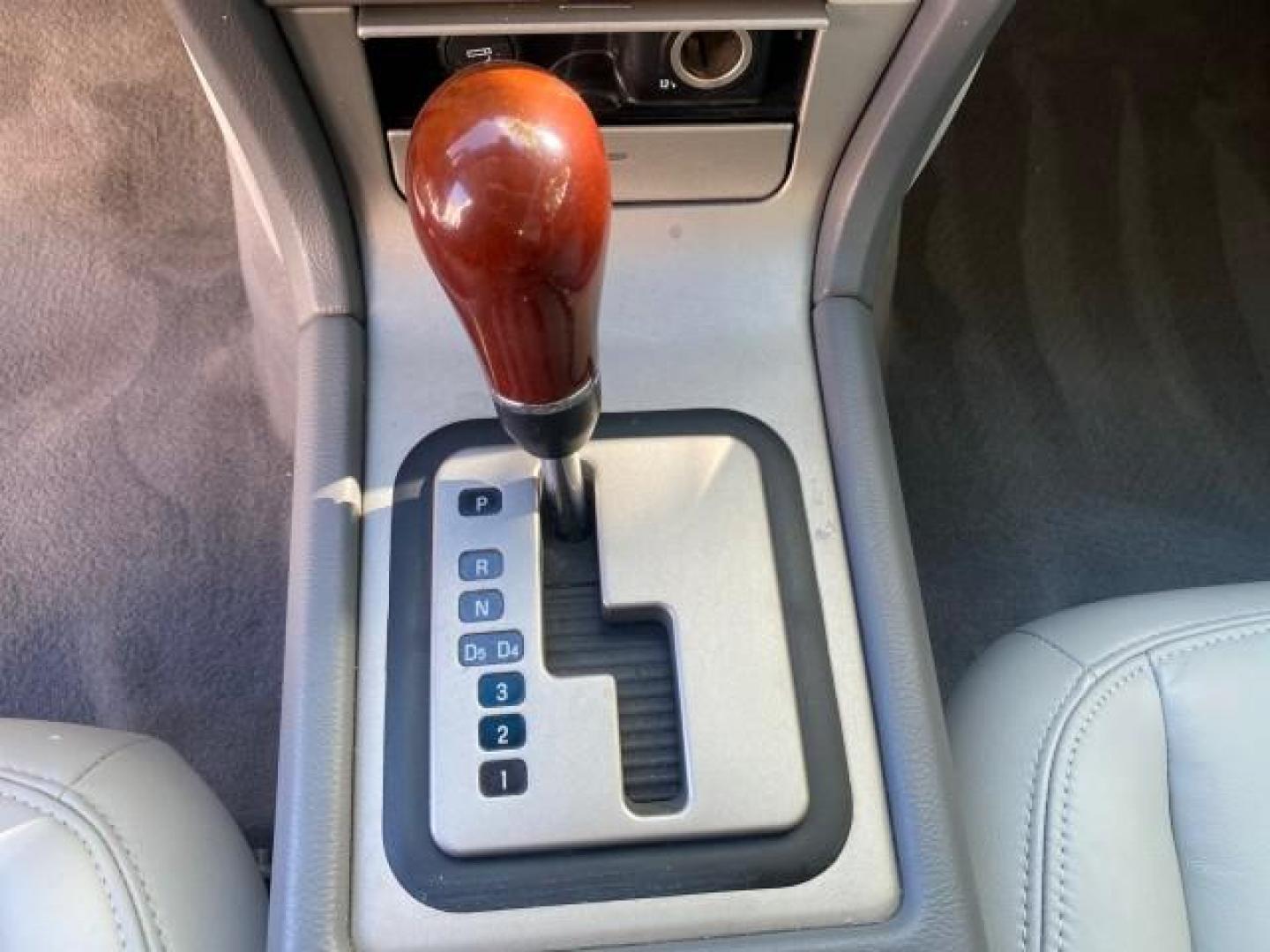 2004 Ceramic White Tri-Coat /Dark Stone/Med Lt Stone Lincoln LS LOW MILES 43,468 1 OWNER (1LNHM86S54Y) with an 3.0L DOHC SMPI 24-Valve V6 Engine engine, Automatic transmission, located at 4701 North Dixie Hwy, Pompano Beach, FL, 33064, (954) 422-2889, 26.240938, -80.123474 - OUR WEBPAGE FLORIDACARS1.COM HAS OVER 100 PHOTOS AND FREE CARFAX LINK 2004 LINCOLN LS LUXURY 1 OWNER VIN: 1LNHM86S54Y643526 1 L N H M 8 6 S 5 4 Y 6 4 3 5 2 6 SEDAN 4 DR 3.0L V6 F DOHC GASOLINE 26 MPG REAR WHEEL DRIVE Features ABS Brakes Air Conditioning Alloy Wheels AM/FM Stereo Automatic Transmissi - Photo#62