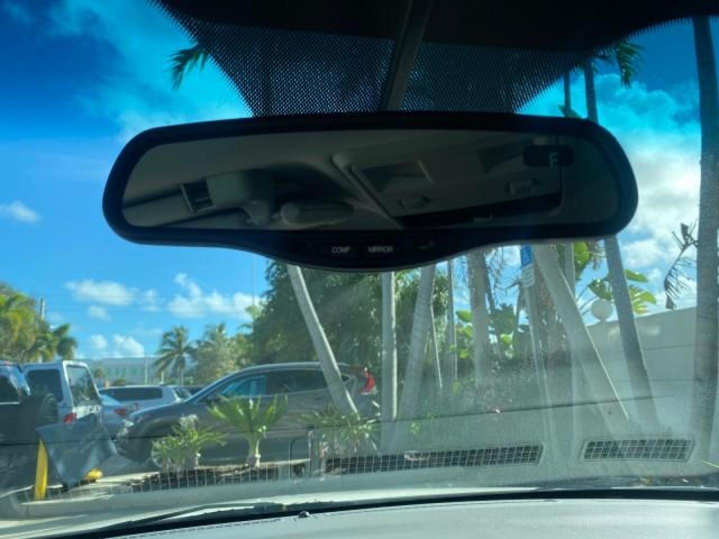 2004 Ceramic White Tri-Coat /Dark Stone/Med Lt Stone Lincoln LS LOW MILES 43,468 1 OWNER (1LNHM86S54Y) with an 3.0L DOHC SMPI 24-Valve V6 Engine engine, Automatic transmission, located at 4701 North Dixie Hwy, Pompano Beach, FL, 33064, (954) 422-2889, 26.240938, -80.123474 - OUR WEBPAGE FLORIDACARS1.COM HAS OVER 100 PHOTOS AND FREE CARFAX LINK 2004 LINCOLN LS LUXURY 1 OWNER VIN: 1LNHM86S54Y643526 1 L N H M 8 6 S 5 4 Y 6 4 3 5 2 6 SEDAN 4 DR 3.0L V6 F DOHC GASOLINE 26 MPG REAR WHEEL DRIVE Features ABS Brakes Air Conditioning Alloy Wheels AM/FM Stereo Automatic Transmissi - Photo#67