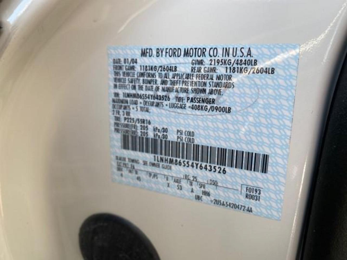 2004 Ceramic White Tri-Coat /Dark Stone/Med Lt Stone Lincoln LS LOW MILES 43,468 1 OWNER (1LNHM86S54Y) with an 3.0L DOHC SMPI 24-Valve V6 Engine engine, Automatic transmission, located at 4701 North Dixie Hwy, Pompano Beach, FL, 33064, (954) 422-2889, 26.240938, -80.123474 - OUR WEBPAGE FLORIDACARS1.COM HAS OVER 100 PHOTOS AND FREE CARFAX LINK 2004 LINCOLN LS LUXURY 1 OWNER VIN: 1LNHM86S54Y643526 1 L N H M 8 6 S 5 4 Y 6 4 3 5 2 6 SEDAN 4 DR 3.0L V6 F DOHC GASOLINE 26 MPG REAR WHEEL DRIVE Features ABS Brakes Air Conditioning Alloy Wheels AM/FM Stereo Automatic Transmissi - Photo#72